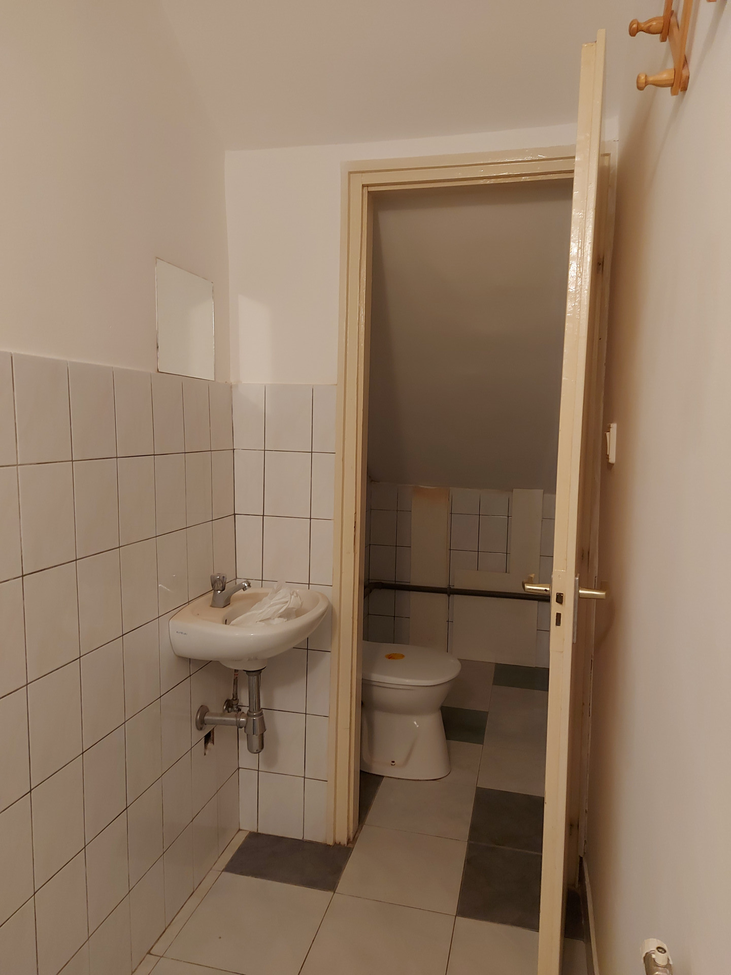 A fájl nem létezik a célhelyen: import/kepek/4098761.jpg. Másolás...
Kép sikeresen importálvaEladó üzlethelyiség Szolnok  130 m<sup>2</sup> 39 millió Ft