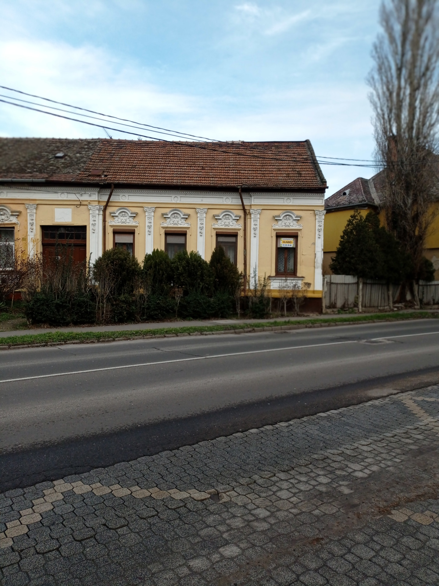 A fájl már létezik a célhelyen: import/kepek/4607977.jpg
For sale house Szolnok  67 m<sup>2</sup> 21.5 millió Ft