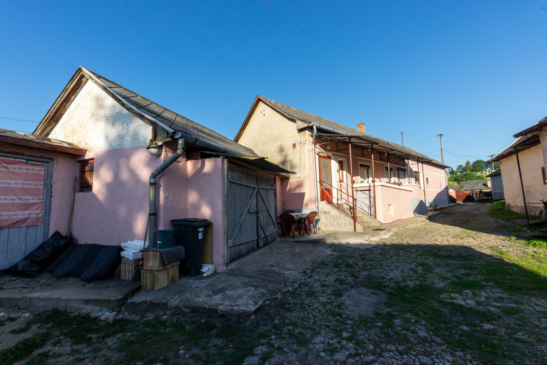 A fájl már létezik a célhelyen: import/kepek/4870892.jpg
Eladó Családi ház Serényfalva  93 m<sup>2</sup> 8.5 millió Ft