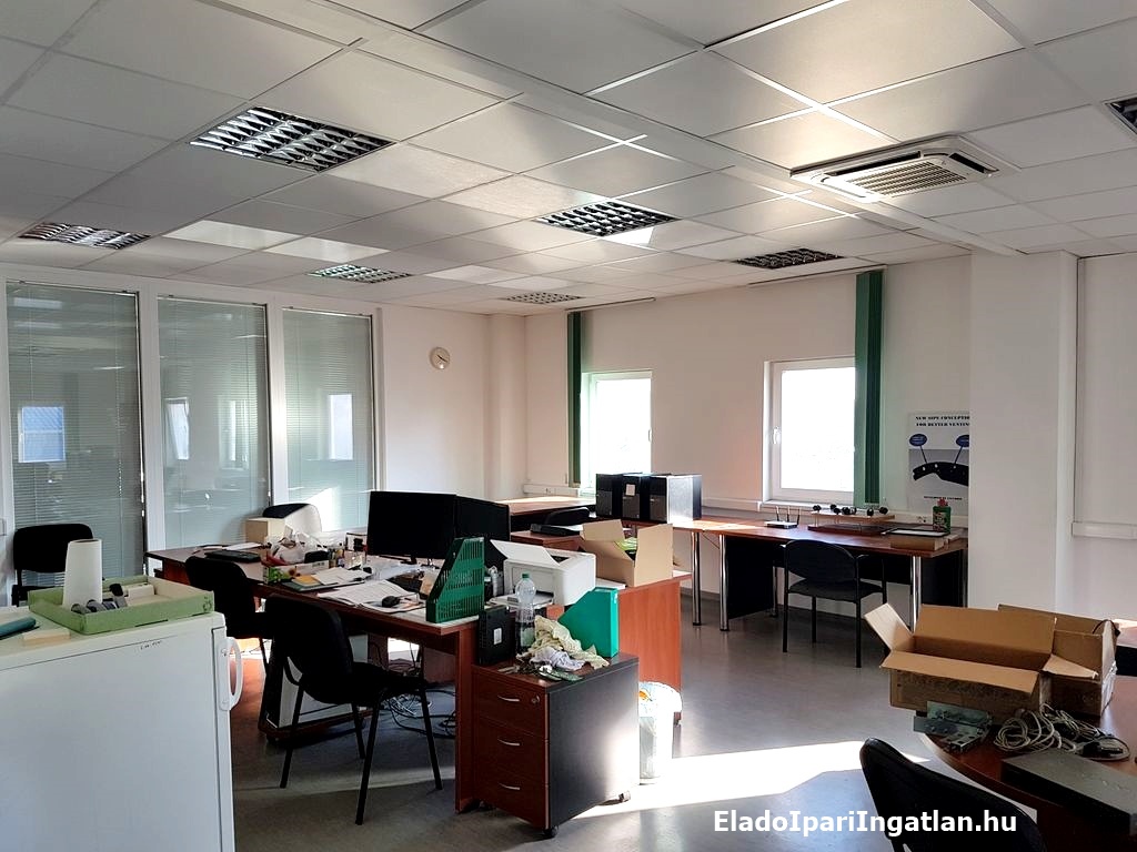A fájl nem létezik a célhelyen: import/kepek/5038737.jpg. Másolás...
Kép sikeresen importálvaEladó Telephely Vecsés  2712 m<sup>2</sup> 690 millió Ft