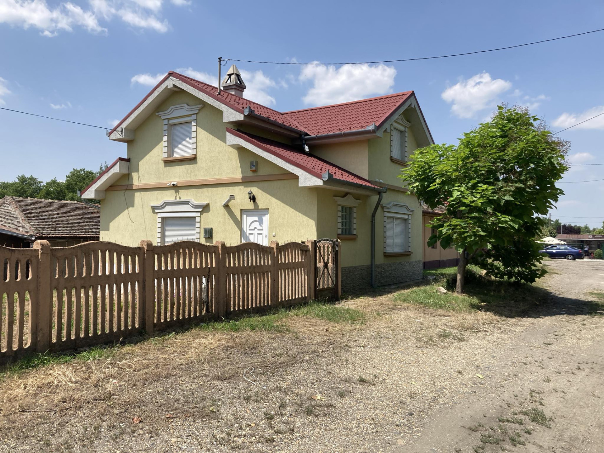 A fájl nem létezik a célhelyen: import/kepek/5333748.jpg. Másolás...
Kép sikeresen importálvaEladó Családi ház Szolnok  102 m<sup>2</sup> 58 millió Ft