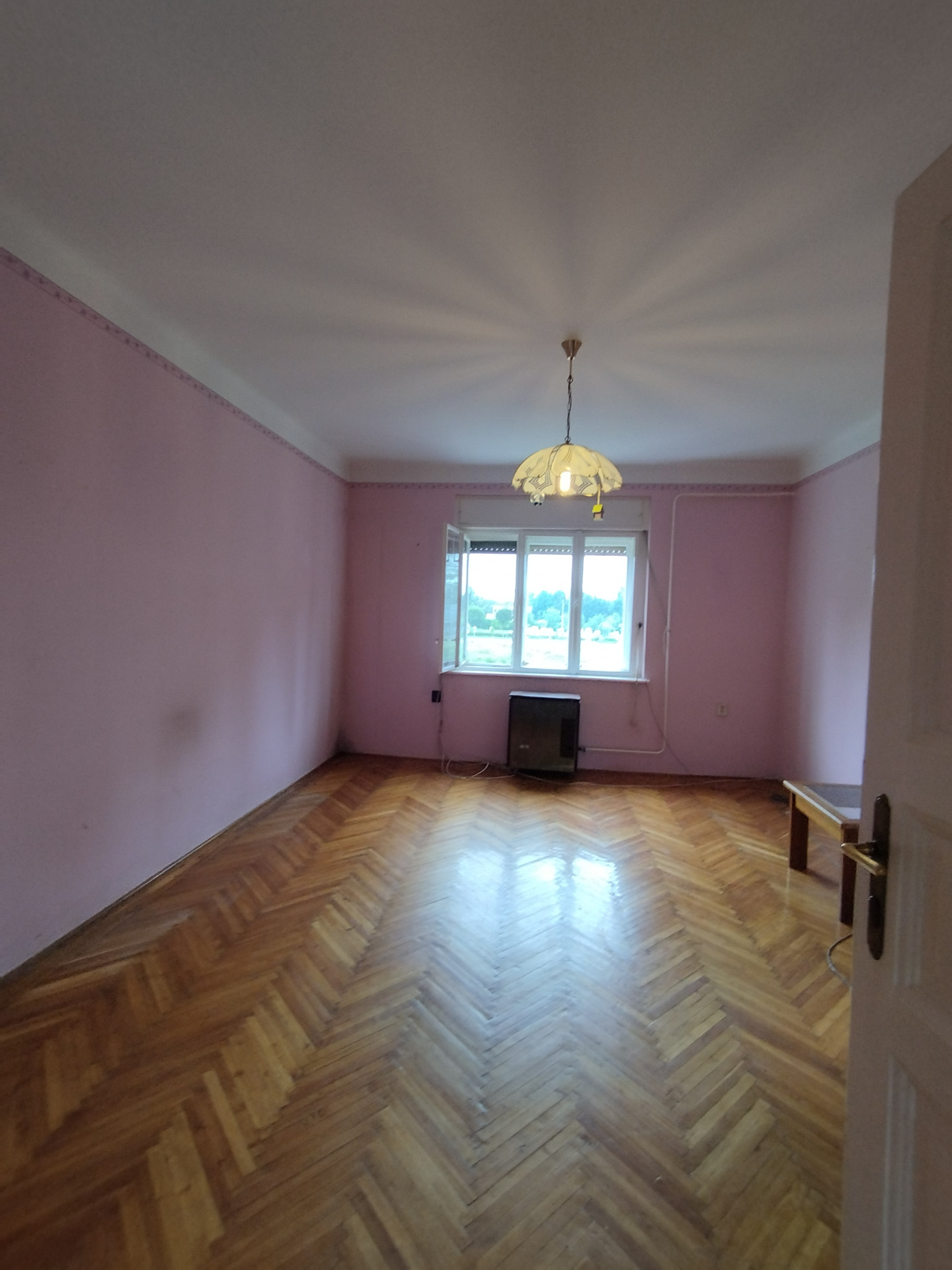 A fájl már létezik a célhelyen: import/kepek/5366911.jpg
For sale flat Szolnok  67 m<sup>2</sup> 14 millió Ft