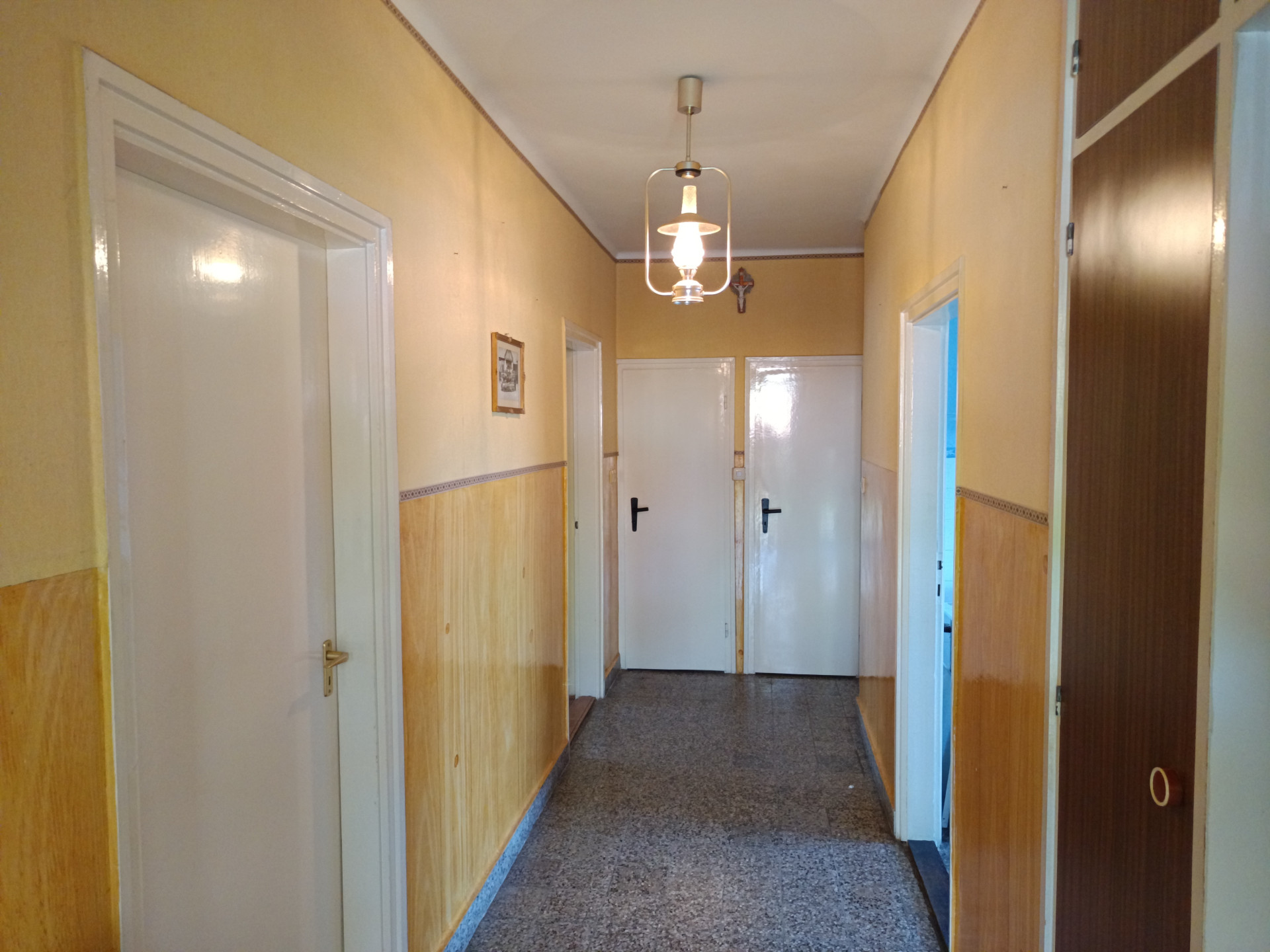 A fájl már létezik a célhelyen: import/kepek/5370848.jpg
Eladó Családi ház Miskolc  130 m<sup>2</sup> 35.5 millió Ft