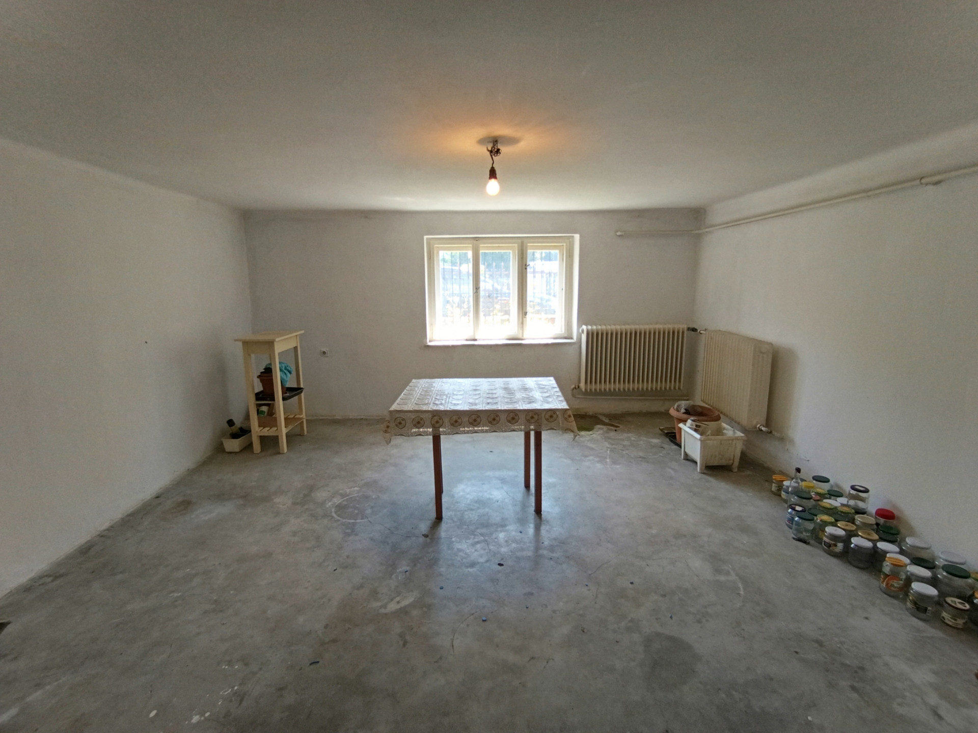 A fájl már létezik a célhelyen: import/kepek/5370850.jpg
Eladó Családi ház Miskolc  130 m<sup>2</sup> 35.5 millió Ft