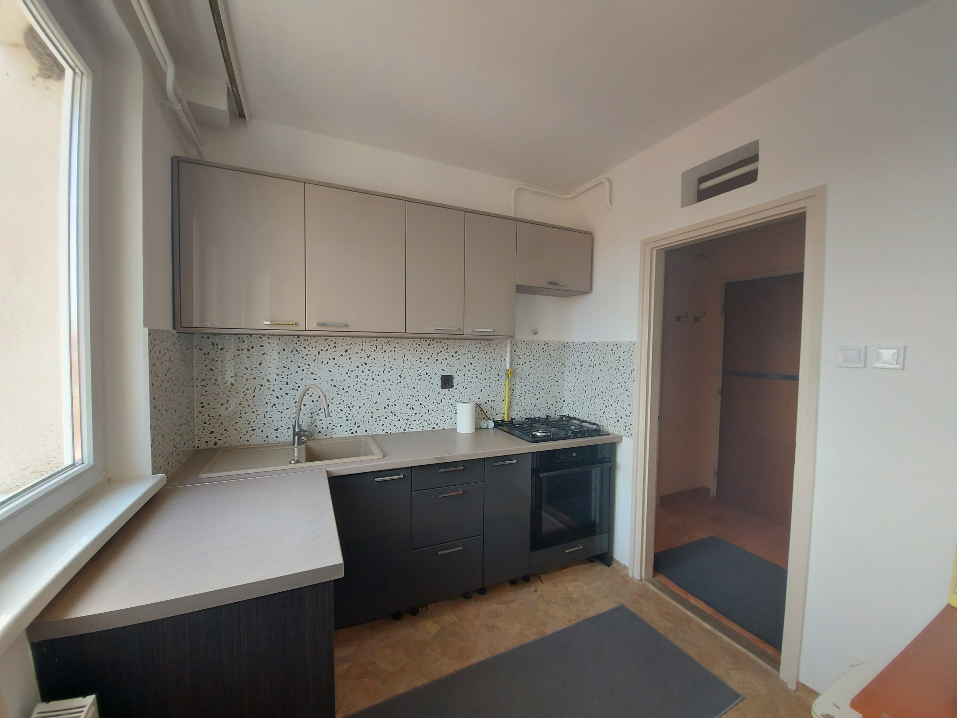 A fájl már létezik a célhelyen: import/kepek/5387167.jpg
For sale flat Szolnok  58 m<sup>2</sup> 140000 millió Ft