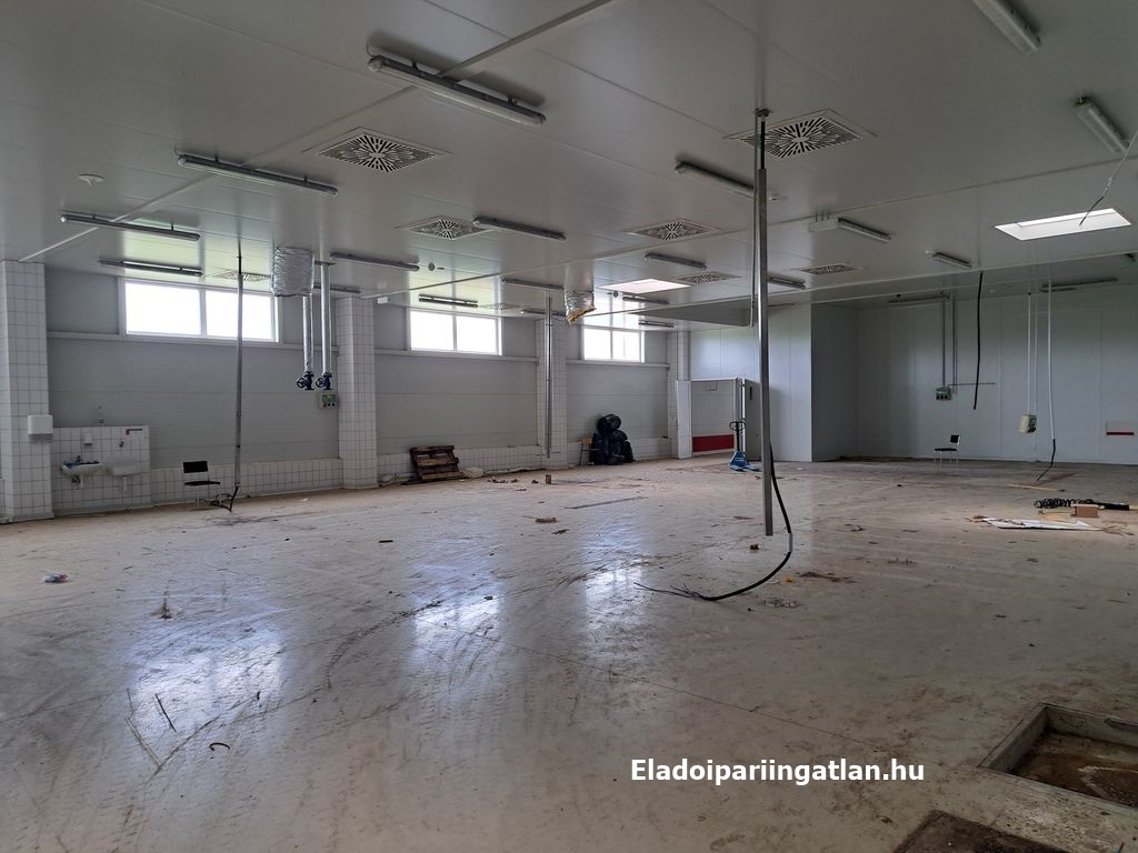 A fájl nem létezik a célhelyen: import/kepek/5392578.jpg. Másolás...
Kép sikeresen importálvaEladó Raktár Aba  2346 m<sup>2</sup> 745 millió Ft