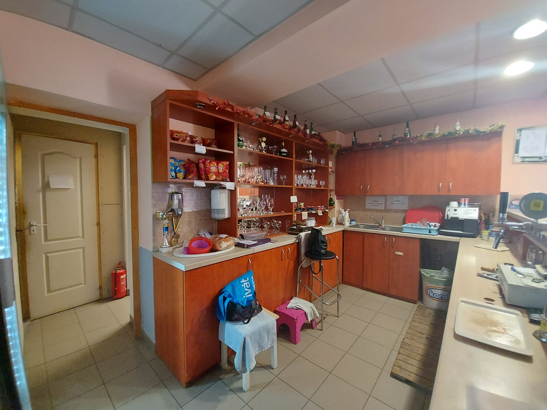 A fájl már létezik a célhelyen: import/kepek/5393303.jpg
For sale Catering unit Tiszapüspöki  97 m<sup>2</sup> 21.9 millió Ft