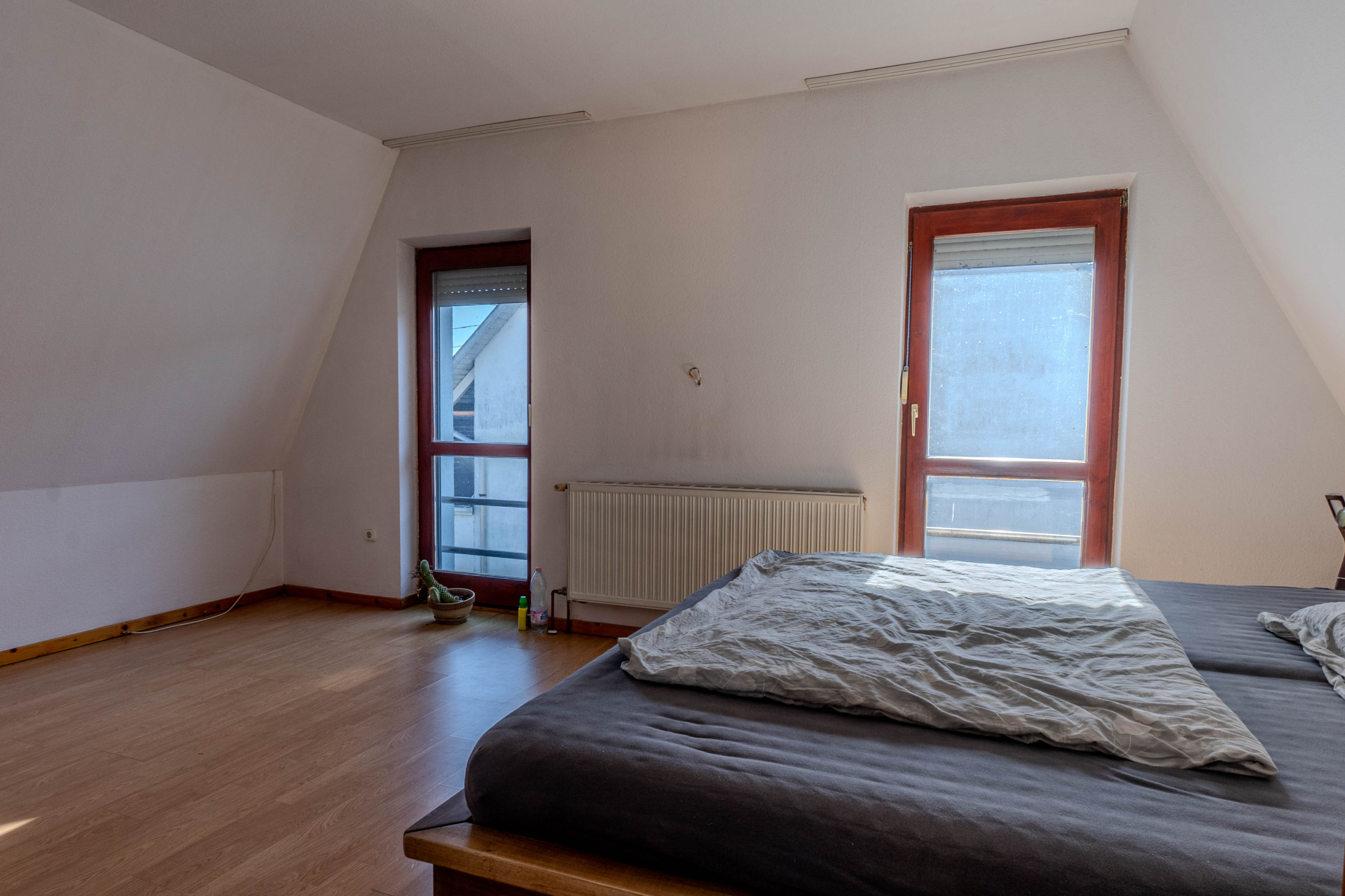 A fájl már létezik a célhelyen: import/kepek/5488312.jpg
Eladó Családi ház Sátoraljaújhely  220 m<sup>2</sup> 91 millió Ft