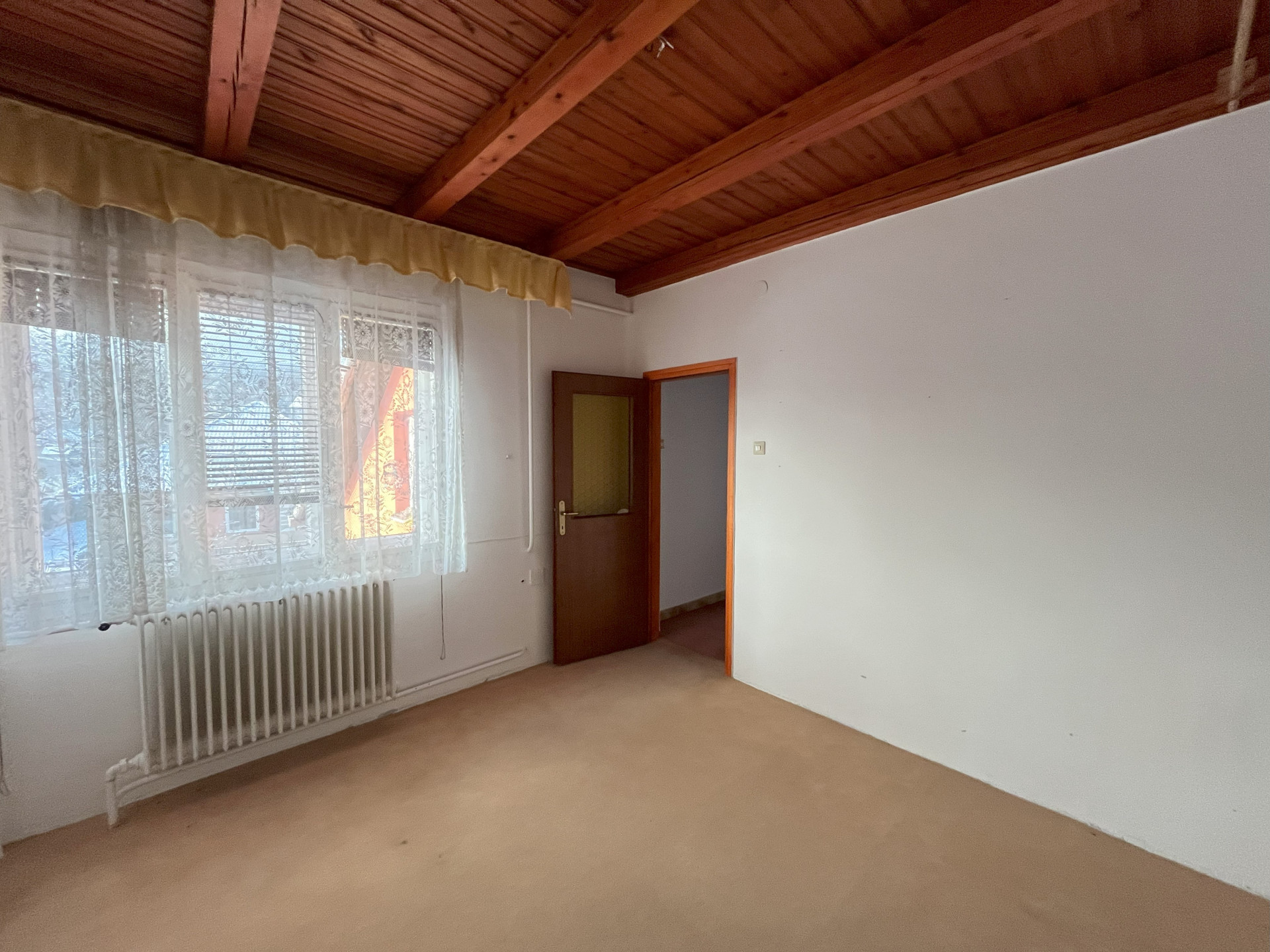 A fájl már létezik a célhelyen: import/kepek/5579399.jpg
Eladó Családi ház Miskolc  138 m<sup>2</sup> 47.9 millió Ft
