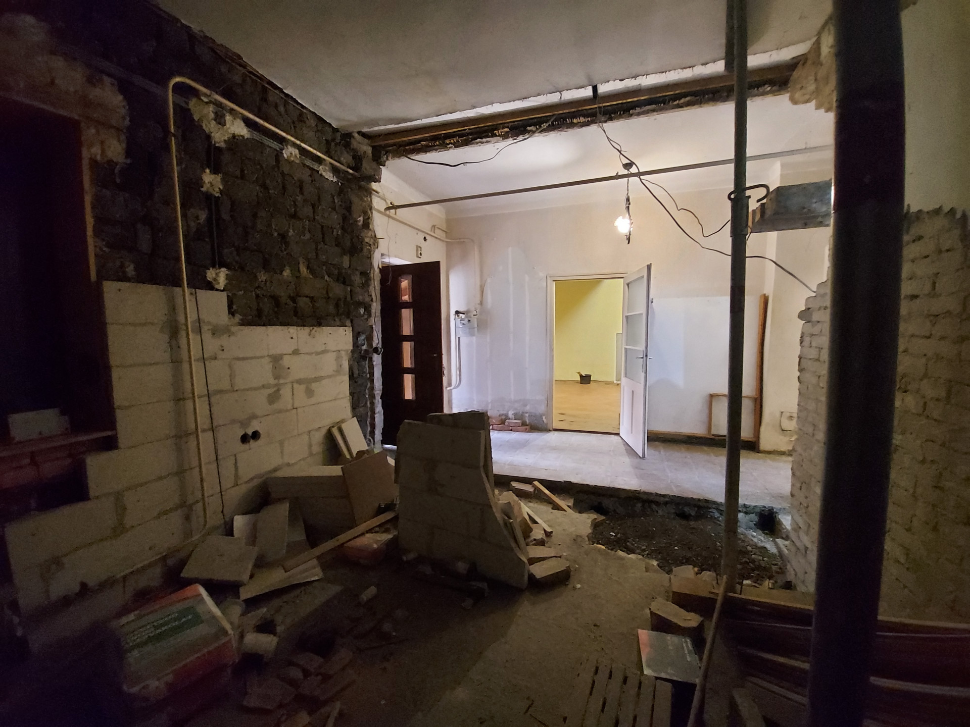 A fájl már létezik a célhelyen: import/kepek/5591291.jpg
For sale Semi-detached house part Szolnok  90 m<sup>2</sup> 12 millió Ft