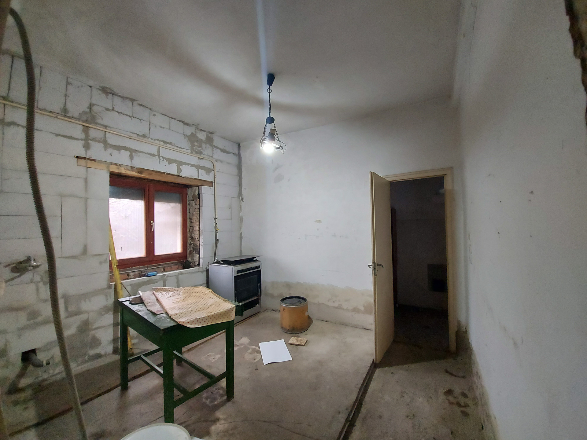 A fájl már létezik a célhelyen: import/kepek/5591292.jpg
For sale Semi-detached house part Szolnok  90 m<sup>2</sup> 12 millió Ft
