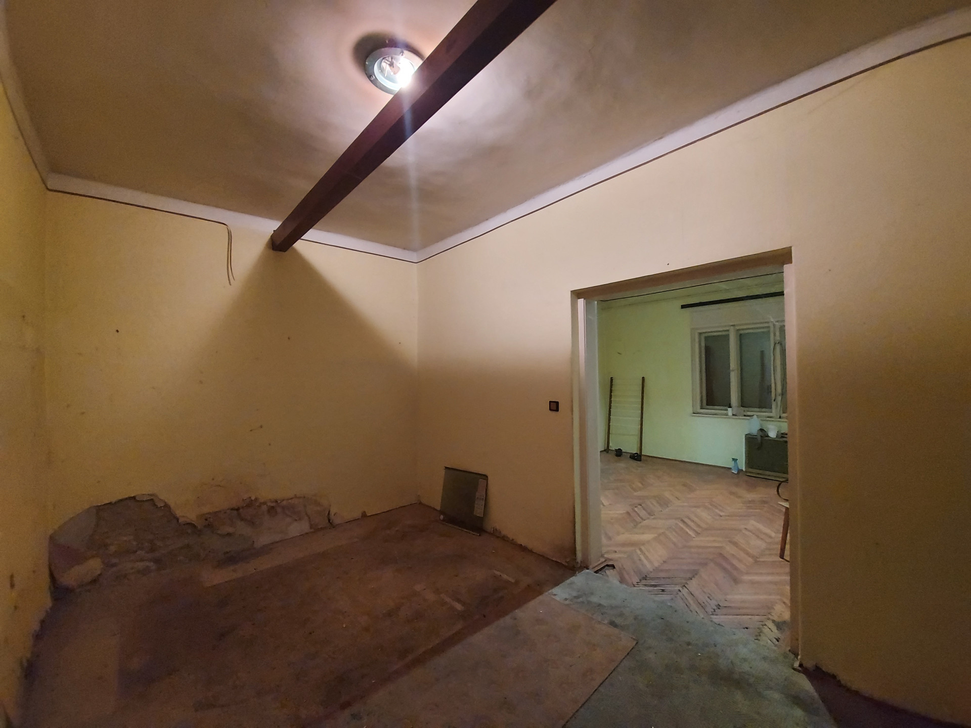 A fájl már létezik a célhelyen: import/kepek/5591300.jpg
For sale Semi-detached house part Szolnok  90 m<sup>2</sup> 12 millió Ft