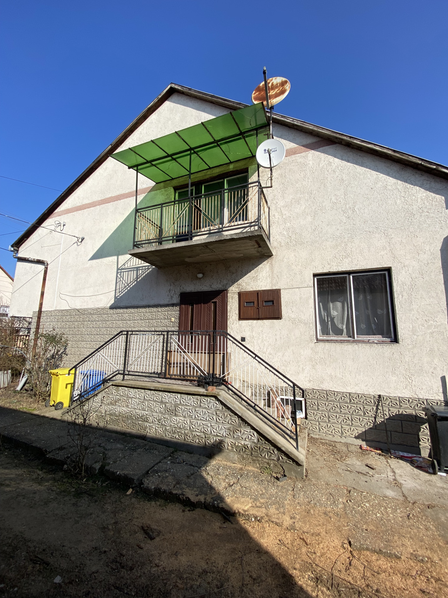 A fájl már létezik a célhelyen: import/kepek/5652442.jpg
Eladó Családi ház Miskolc  150 m<sup>2</sup> 44.99 millió Ft