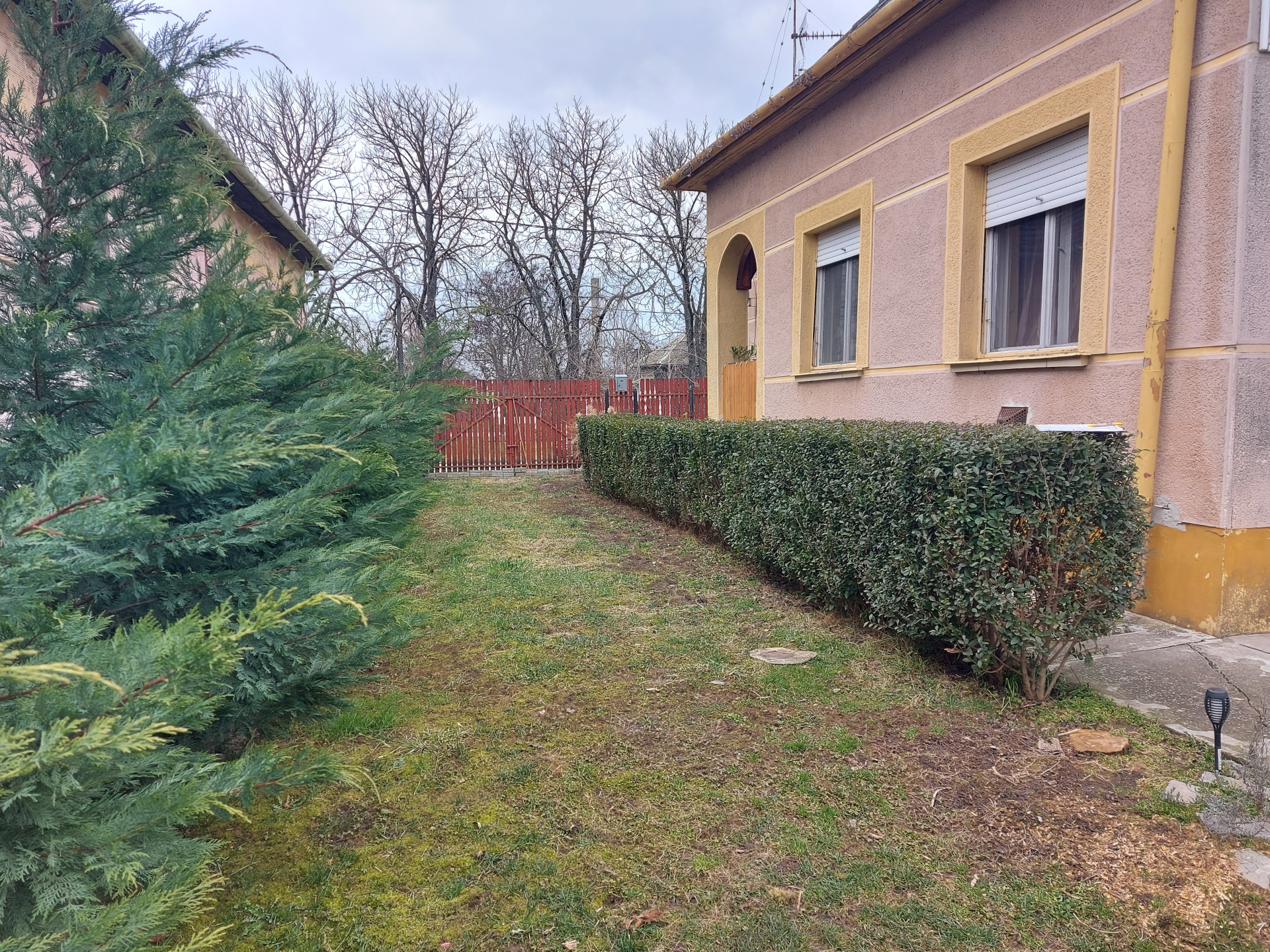 A fájl már létezik a célhelyen: import/kepek/5656993.jpg
For sale house Tiszapüspöki  110 m<sup>2</sup> 18.99 millió Ft
