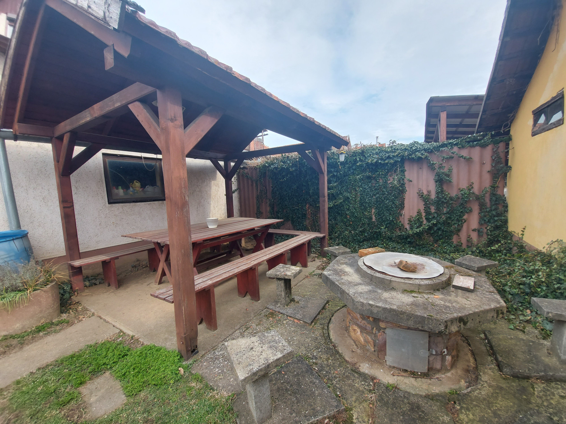 A fájl már létezik a célhelyen: import/kepek/5657023.jpg
For sale house Törökszentmiklós  100 m<sup>2</sup> 42.75 millió Ft