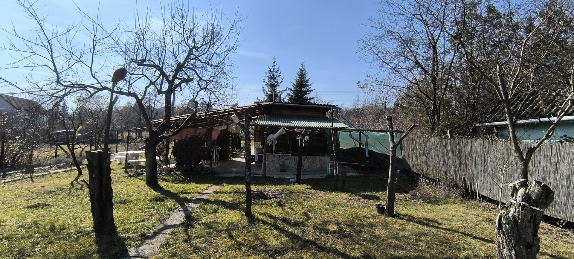 A fájl már létezik a célhelyen: import/kepek/5668641.jpg
Eladó nyaraló Miskolc  26 m<sup>2</sup> 9.5 millió Ft