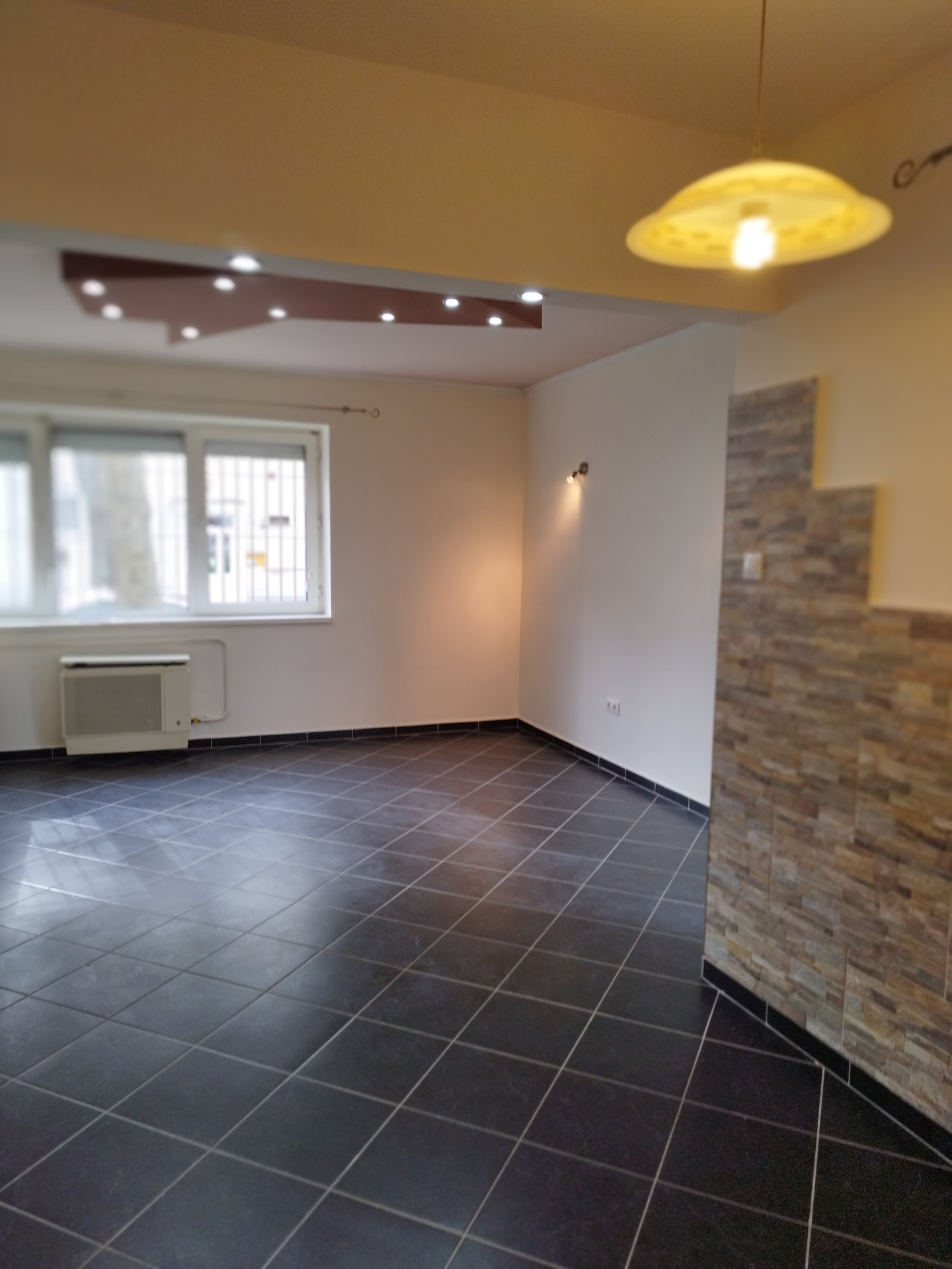 A fájl már létezik a célhelyen: import/kepek/5694138.jpg
For sale flat Szolnok  55 m<sup>2</sup> 29.9 millió Ft