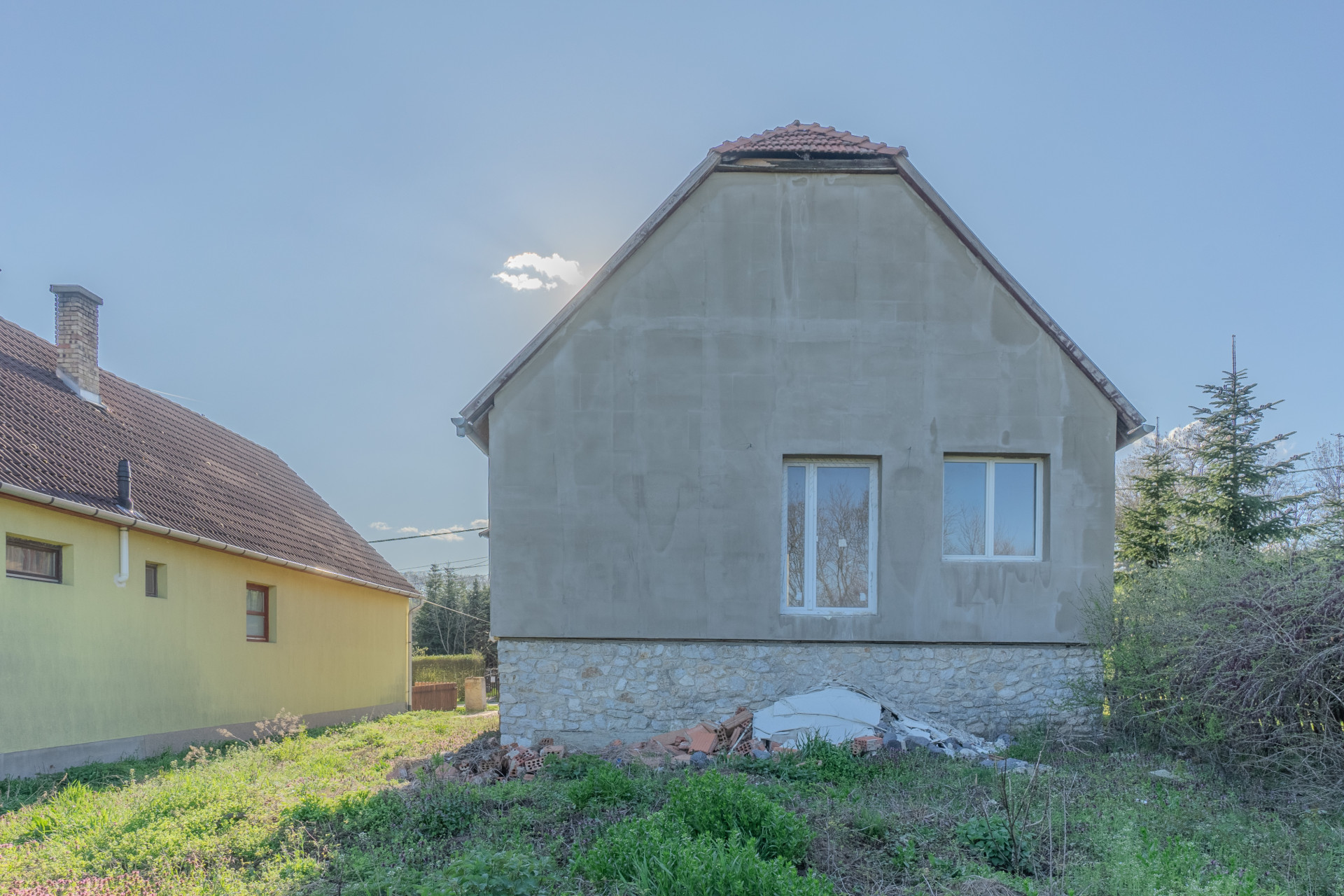 A fájl már létezik a célhelyen: import/kepek/5700884.jpg
Eladó Családi ház Harsány  100 m<sup>2</sup> 31.9 millió Ft