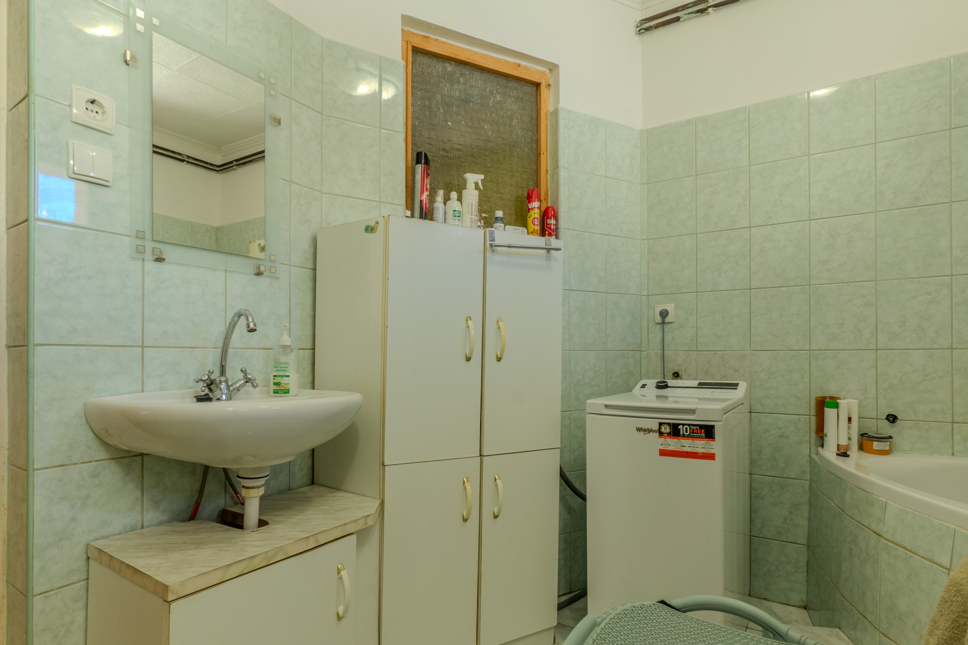 A fájl már létezik a célhelyen: import/kepek/5701243.jpg
Eladó Családi ház Szerencs  95 m<sup>2</sup> 35.9 millió Ft