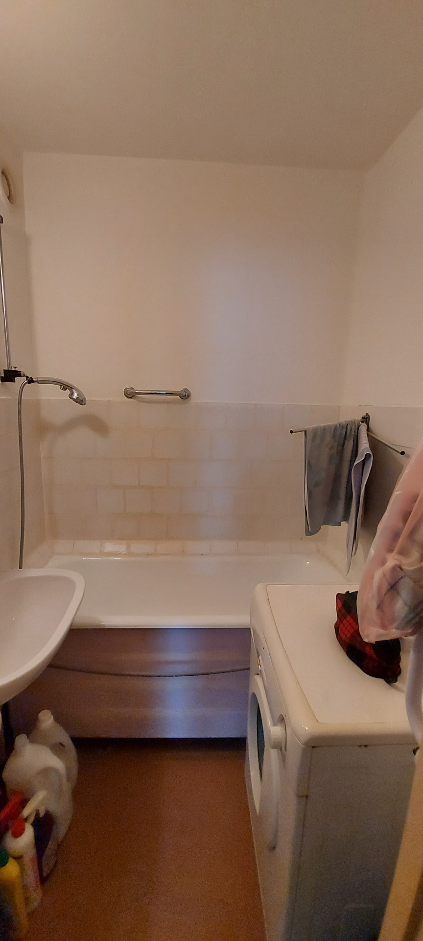 A fájl már létezik a célhelyen: import/kepek/5722421.jpg
For sale Panel apartment Szolnok  50 m<sup>2</sup> 21.9 millió Ft