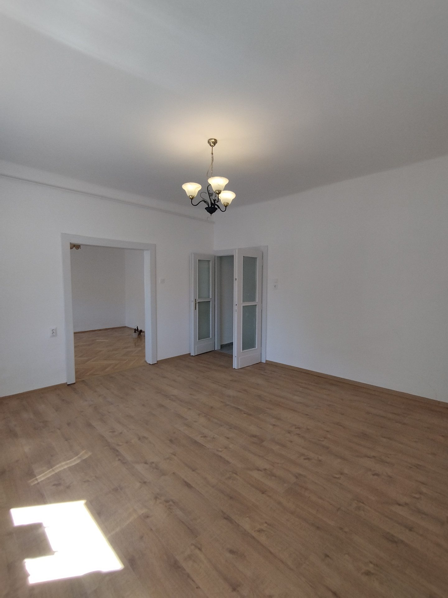 A fájl már létezik a célhelyen: import/kepek/5726727.jpg
For sale house Szolnok  57 m<sup>2</sup> 32.9 millió Ft