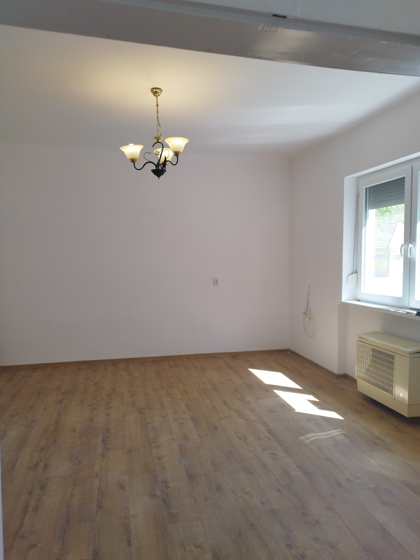 A fájl már létezik a célhelyen: import/kepek/5726730.jpg
For sale house Szolnok  57 m<sup>2</sup> 32.9 millió Ft