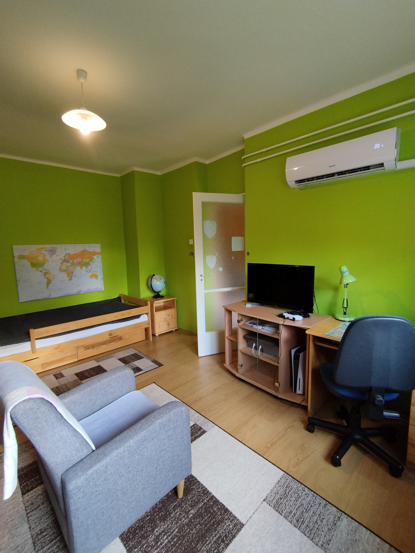 A fájl már létezik a célhelyen: import/kepek/5752893.jpg
For sale flat Szolnok  70 m<sup>2</sup> 35.9 millió Ft