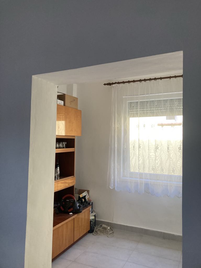 A fájl nem létezik a célhelyen: import/kepek/5760001.jpg. Másolás...
Kép sikeresen importálvaEladó Családi ház Újszász  89 m<sup>2</sup> 37 millió Ft