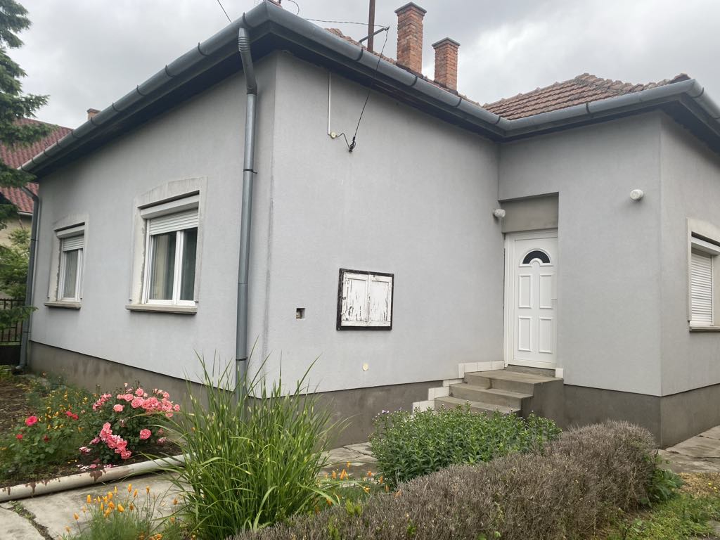 A fájl már létezik a célhelyen: import/kepek/5766046.jpg
For sale house Törökszentmiklós  102 m<sup>2</sup> 28.5 millió Ft