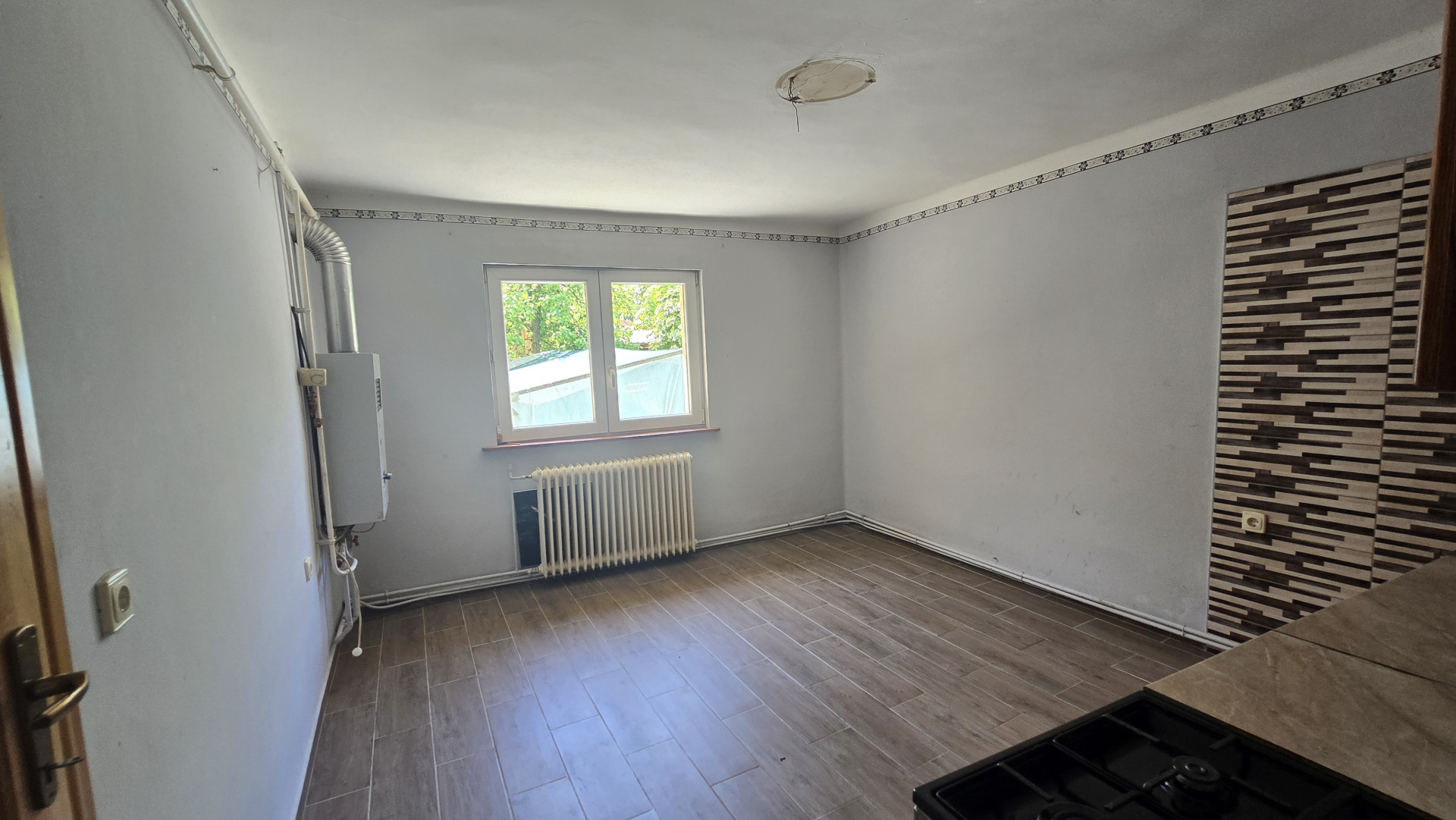 A fájl már létezik a célhelyen: import/kepek/5774900.jpg
Eladó Családi ház Sajószentpéter  130 m<sup>2</sup> 39.9 millió Ft