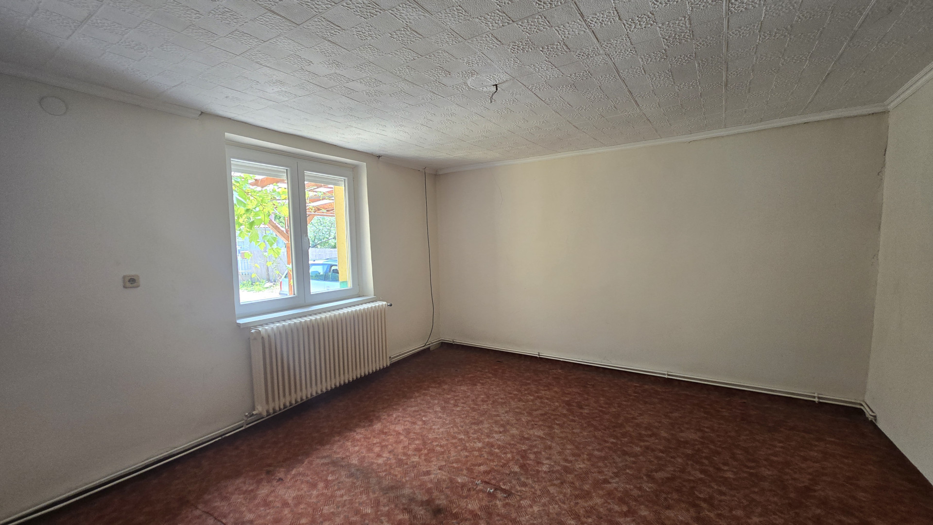 A fájl már létezik a célhelyen: import/kepek/5774905.jpg
Eladó Családi ház Sajószentpéter  130 m<sup>2</sup> 39.9 millió Ft