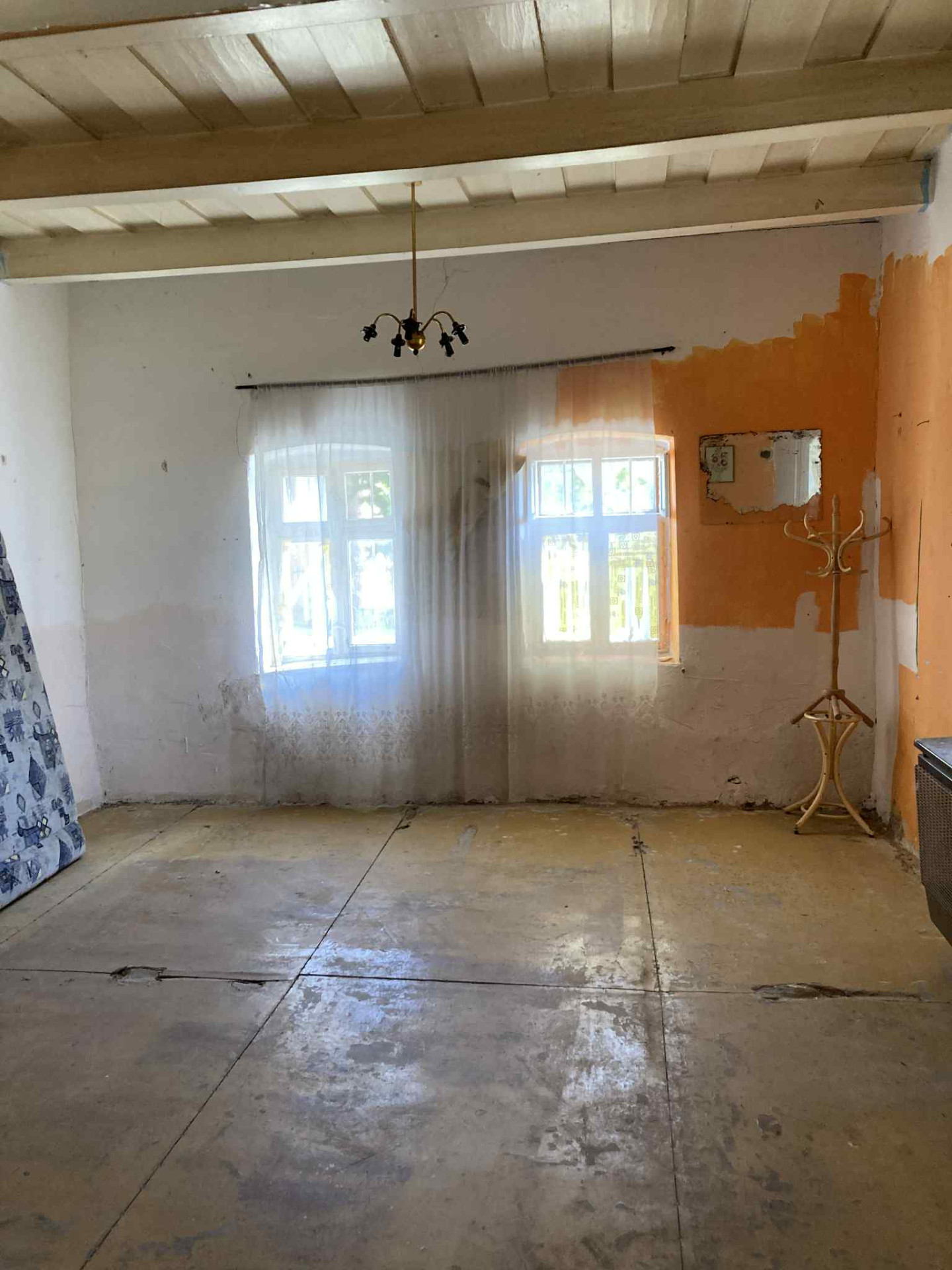 A fájl már létezik a célhelyen: import/kepek/5786879.jpg
For sale house Újszász  45 m<sup>2</sup> 4.9 millió Ft