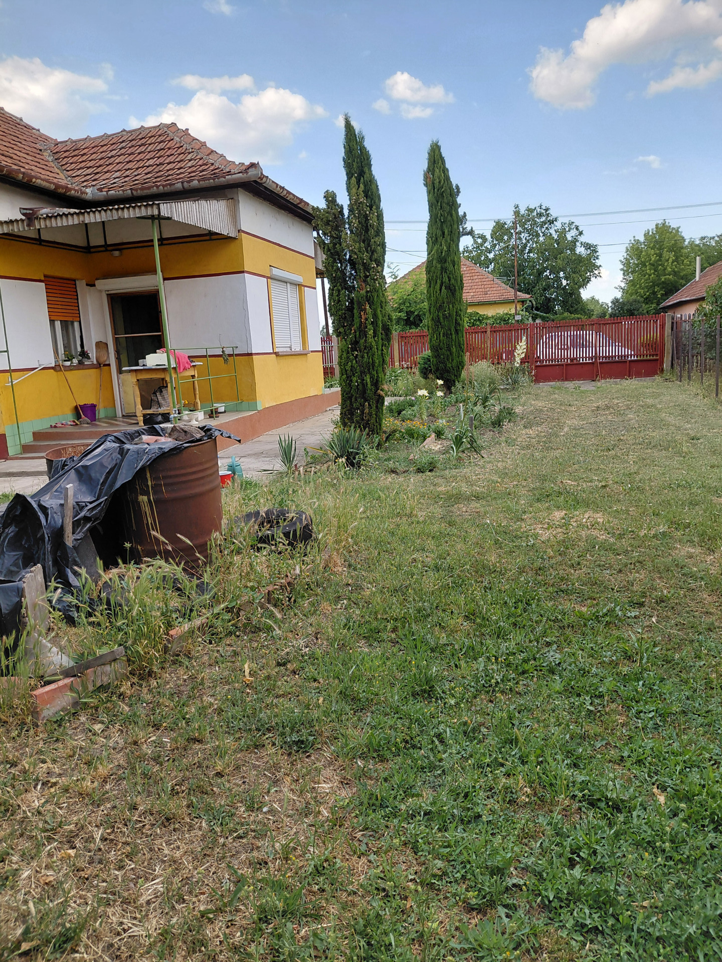 A fájl már létezik a célhelyen: import/kepek/5790127.jpg
For sale house Törökszentmiklós  57 m<sup>2</sup> 19 millió Ft