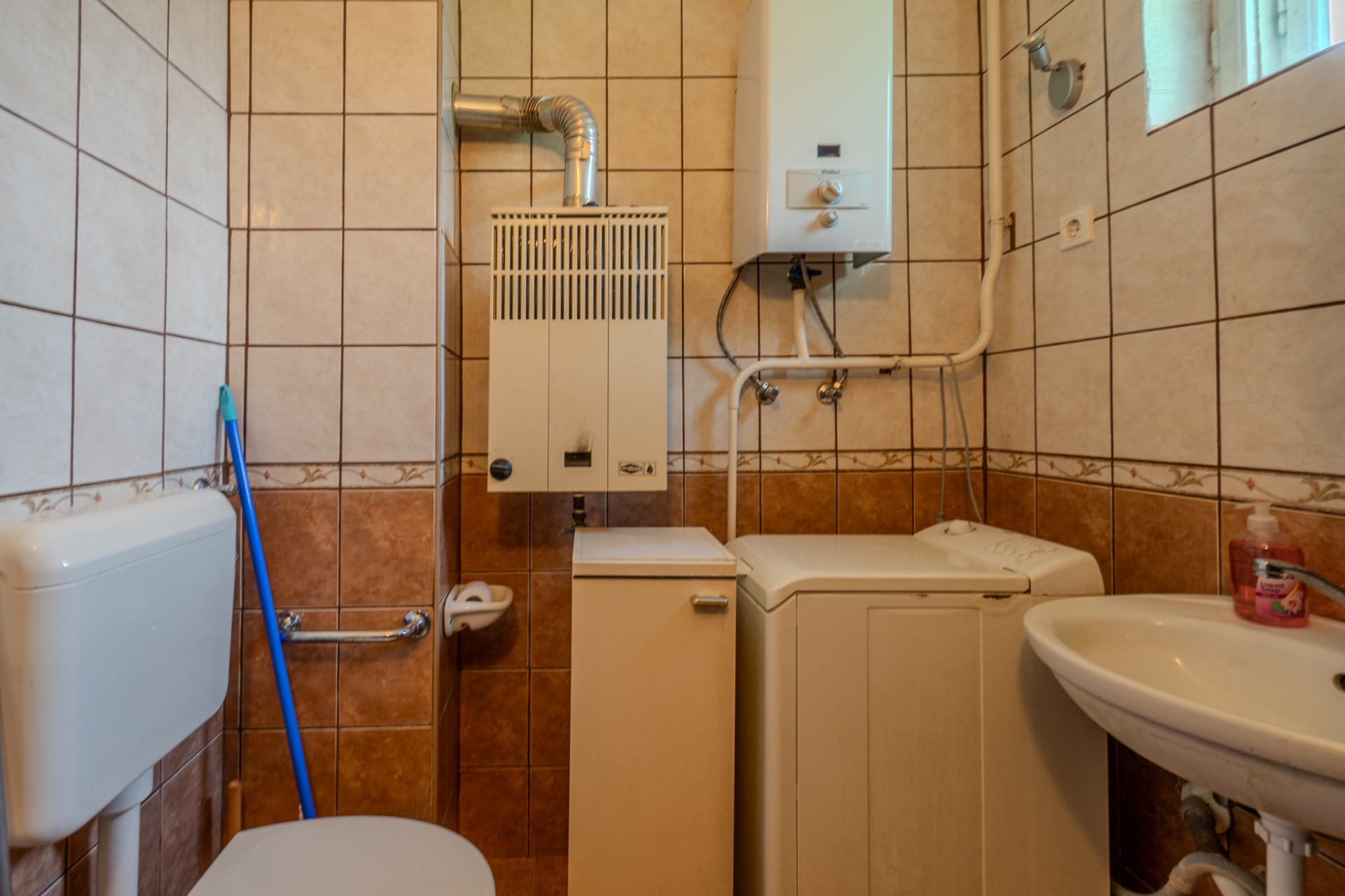 A fájl már létezik a célhelyen: import/kepek/5792611.jpg
Eladó Családi ház Szerencs  70 m<sup>2</sup> 28.9 millió Ft