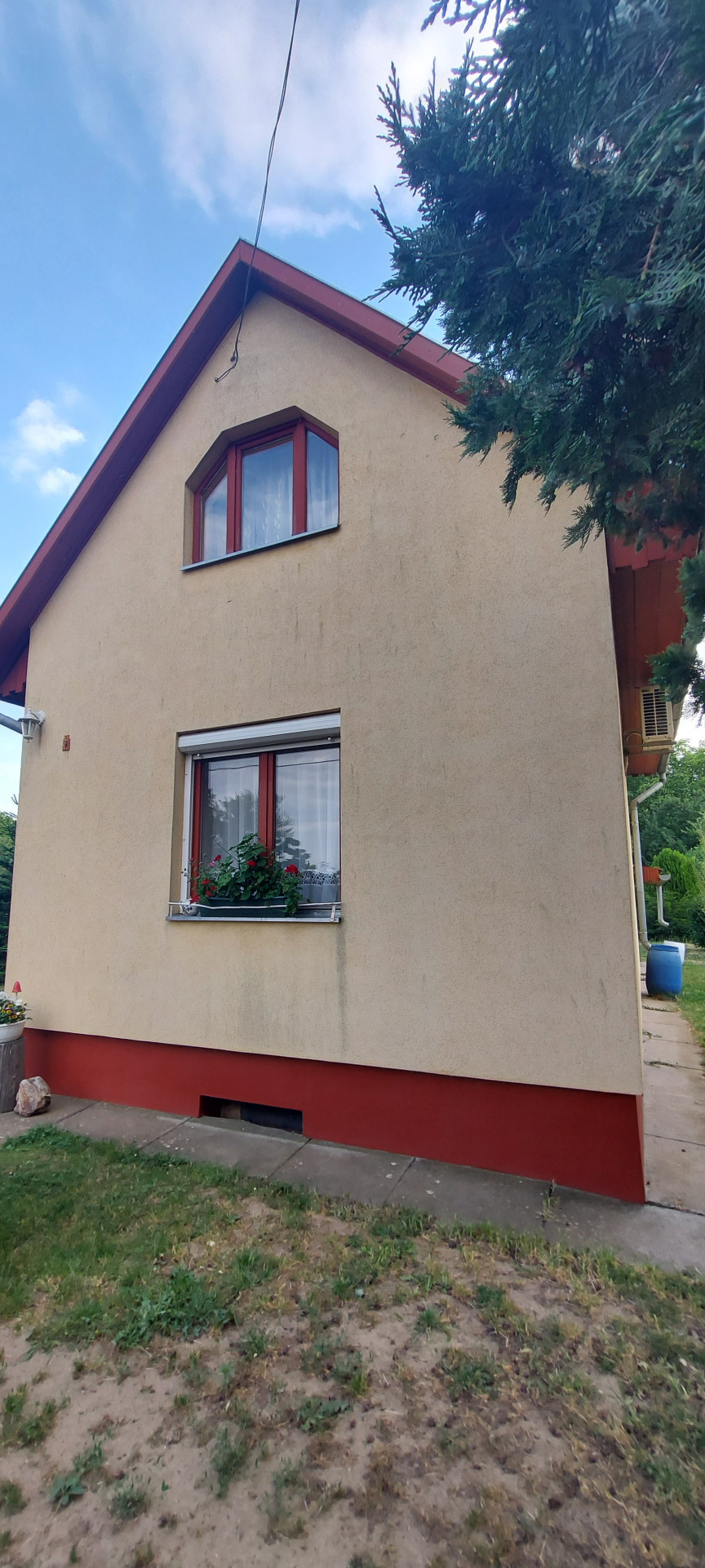 A fájl már létezik a célhelyen: import/kepek/5792632.jpg
For sale house Szolnok  84 m<sup>2</sup> 59.9 millió Ft