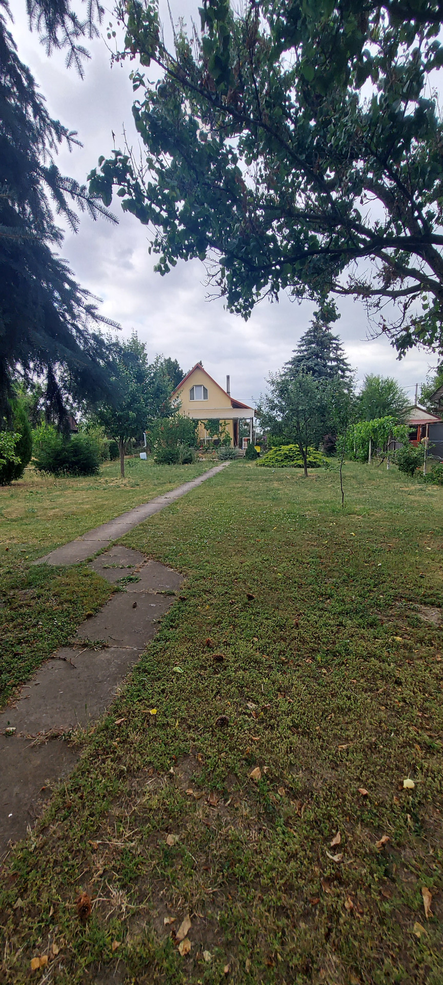 A fájl már létezik a célhelyen: import/kepek/5792652.jpg
For sale house Szolnok  84 m<sup>2</sup> 59.9 millió Ft