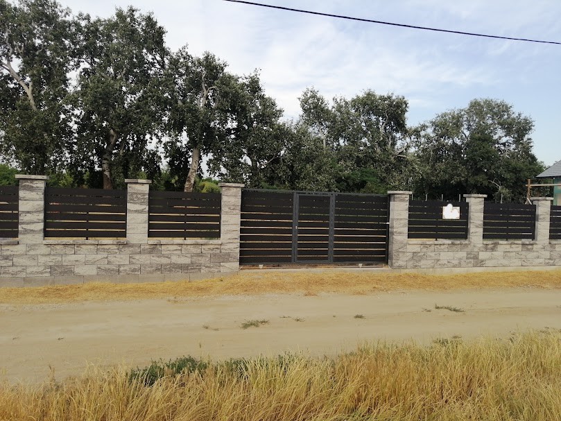 A fájl már létezik a célhelyen: import/kepek/5805838.jpg
Eladó Építési telek Szigetcsép  683 m<sup>2</sup> 45 millió Ft