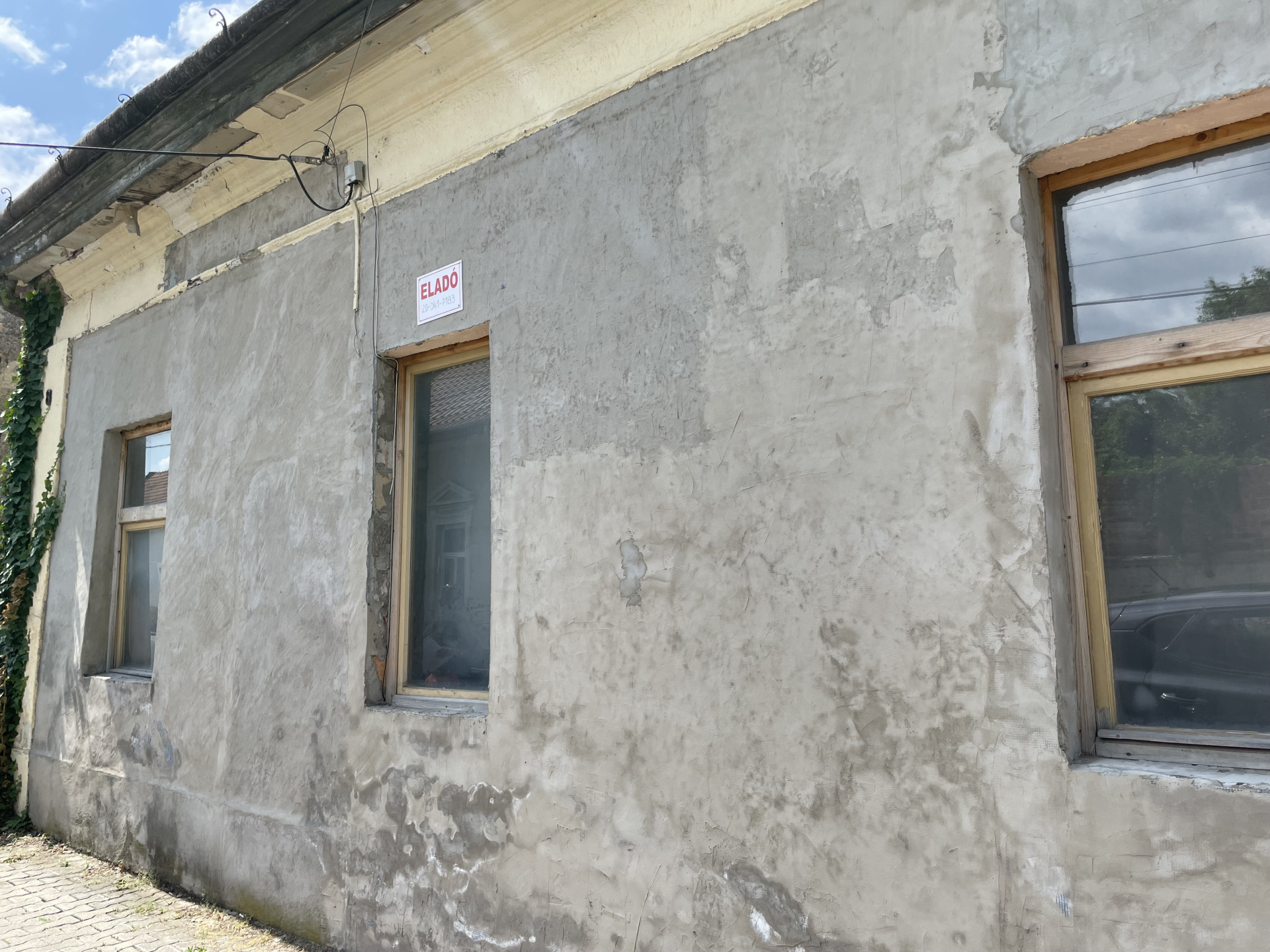 A fájl már létezik a célhelyen: import/kepek/5806971.jpg
Eladó Családi ház Szerencs  86 m<sup>2</sup> 16.9 millió Ft