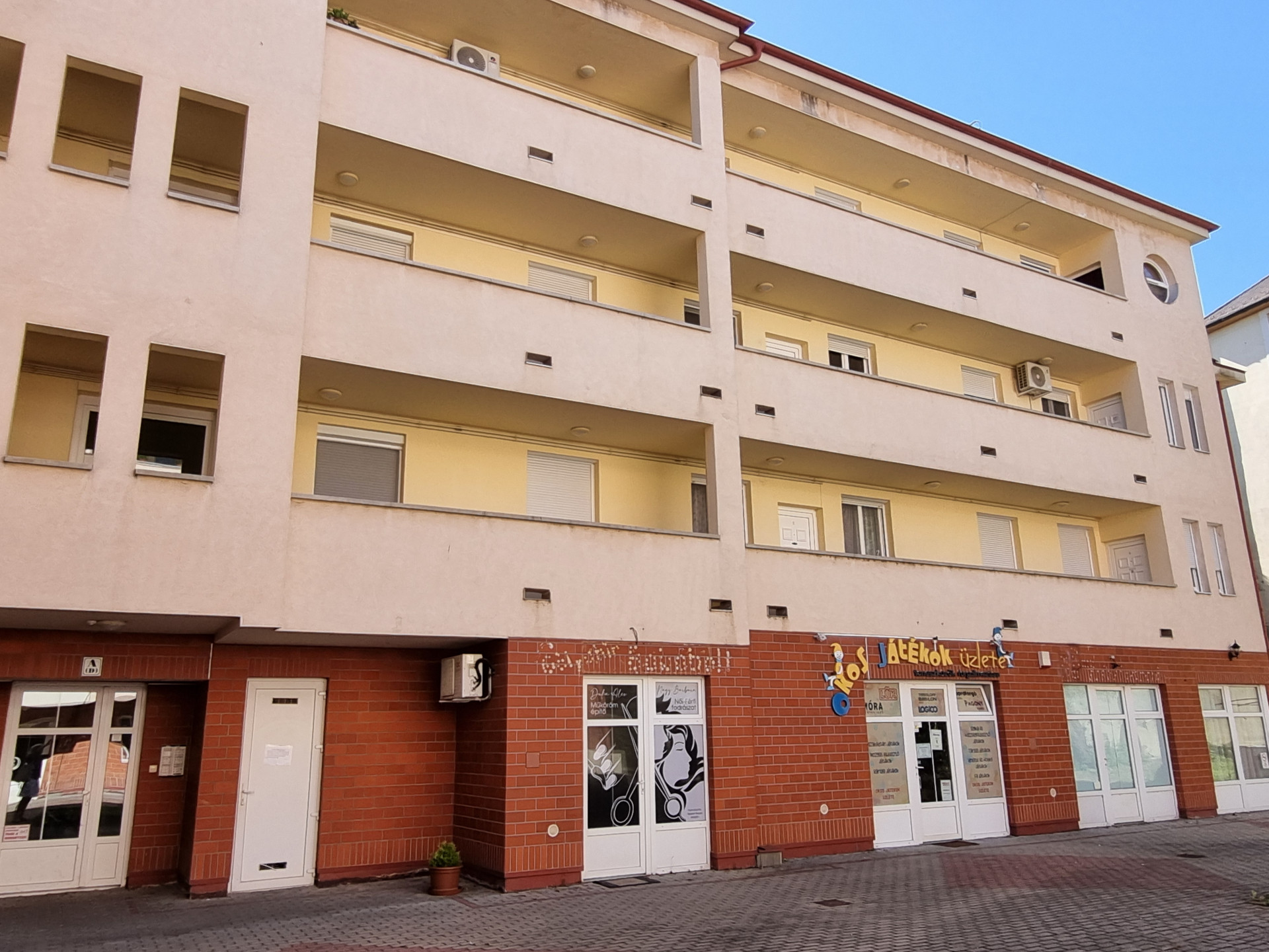 A fájl már létezik a célhelyen: import/kepek/5811994.jpg
For sale Condominium Szolnok  96 m<sup>2</sup> 62.5 millió Ft