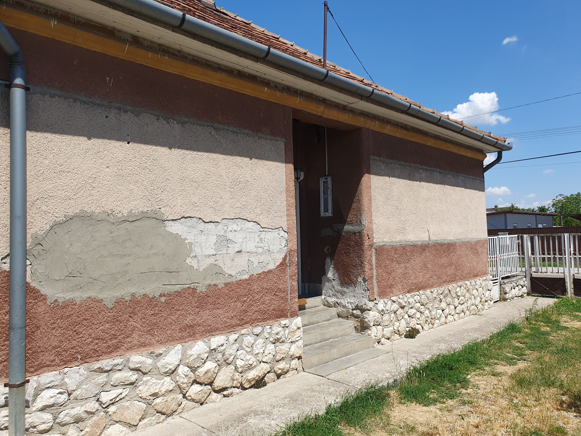 A fájl már létezik a célhelyen: import/kepek/5826072.jpg
Eladó Családi ház Füzesabony  96 m<sup>2</sup> 21.999999 millió Ft