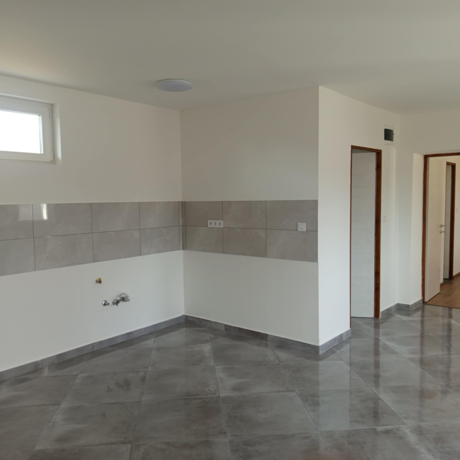 A fájl már létezik a célhelyen: import/kepek/5826520.jpg
Eladó Családi ház Szajol  86 m<sup>2</sup> 45.9 millió Ft