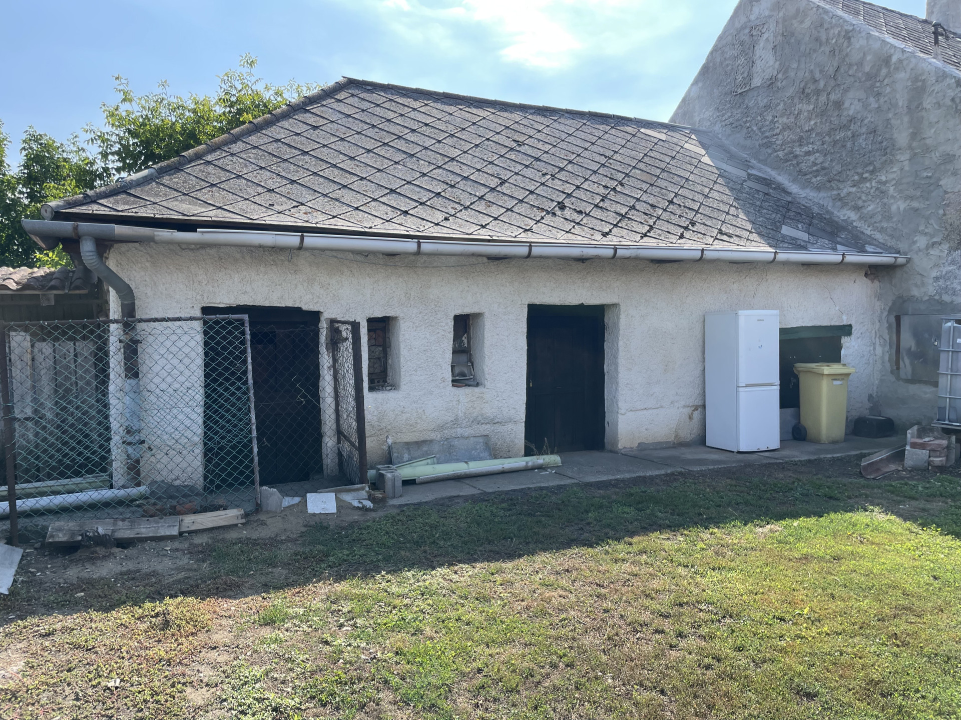 A fájl már létezik a célhelyen: import/kepek/5827758.jpg
Eladó Családi ház Mezőzombor  81 m<sup>2</sup> 13.2 millió Ft