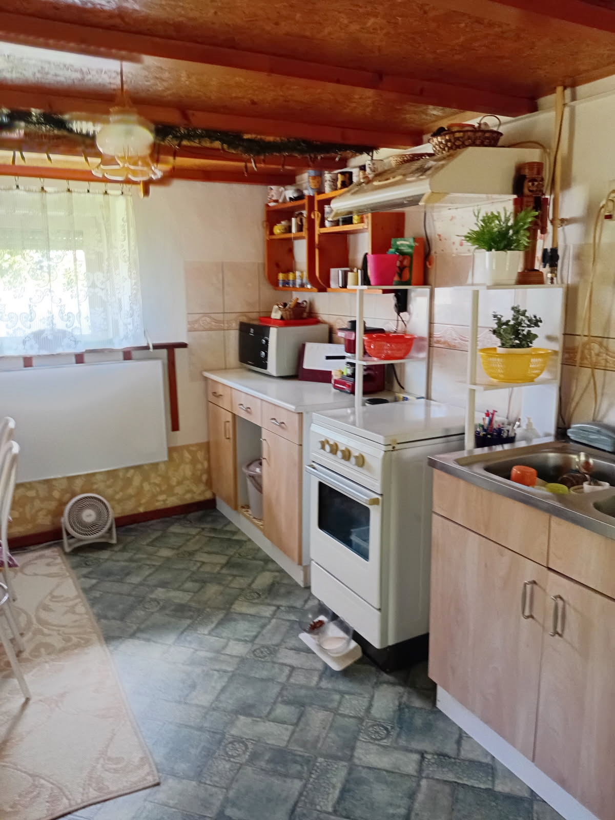 A fájl már létezik a célhelyen: import/kepek/5828294.jpg
For sale house Gyomaendrőd  85 m<sup>2</sup> 19 millió Ft