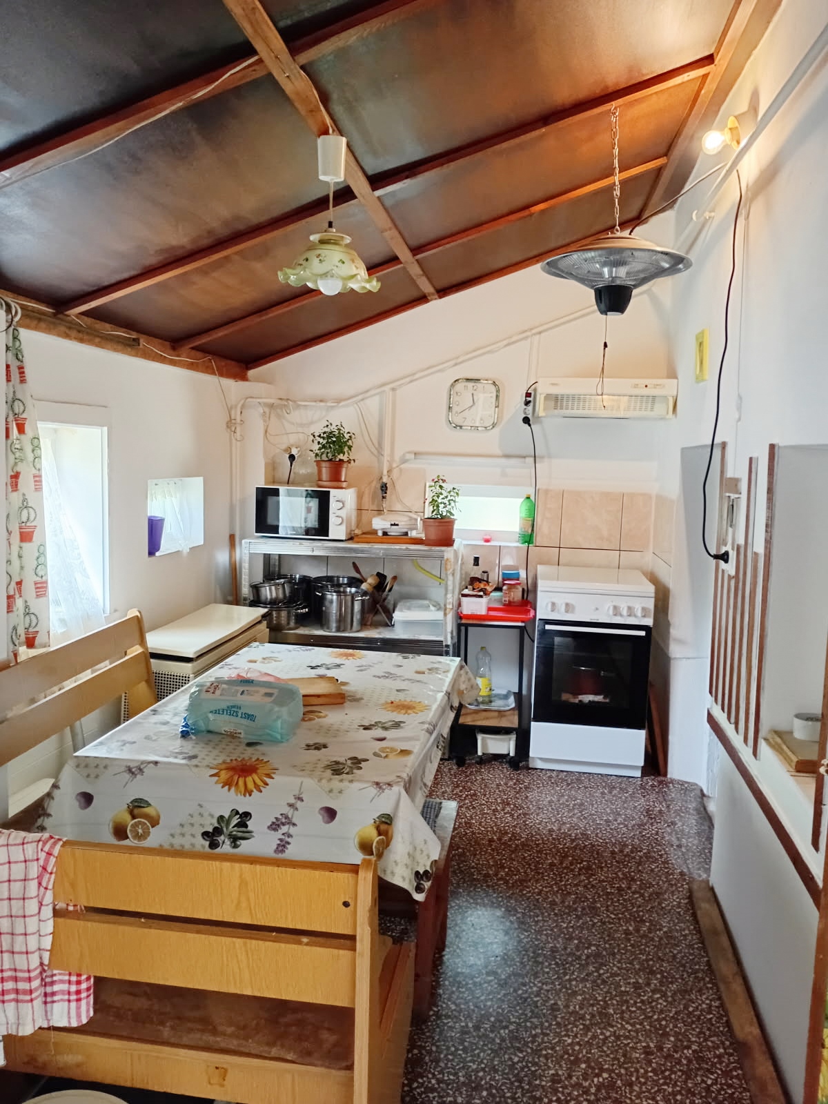 A fájl már létezik a célhelyen: import/kepek/5828297.jpg
For sale house Gyomaendrőd  85 m<sup>2</sup> 19 millió Ft