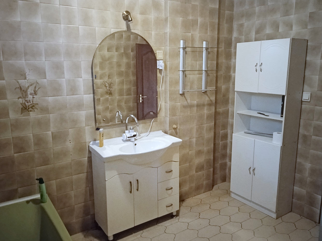 A fájl már létezik a célhelyen: import/kepek/5828336.jpg
For sale house Pécel  270 m<sup>2</sup> 0.35 millió Ft