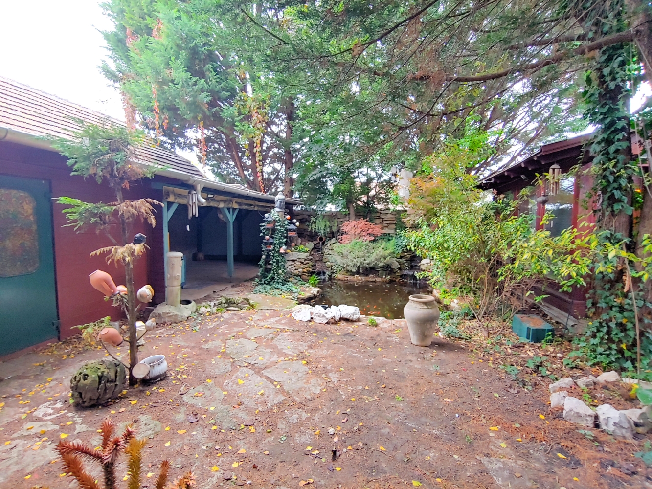A fájl már létezik a célhelyen: import/kepek/5828544.jpg
For sale house Tata  307 m<sup>2</sup> 139 millió Ft