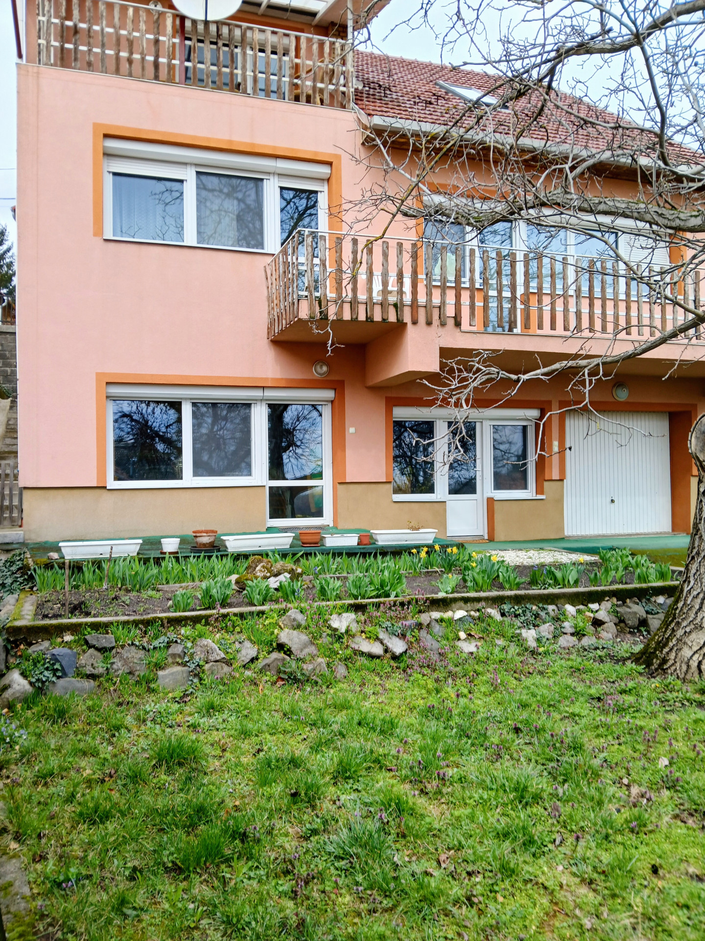 A fájl már létezik a célhelyen: import/kepek/5828604.jpg
For sale house Paks  236 m<sup>2</sup> 95 millió Ft