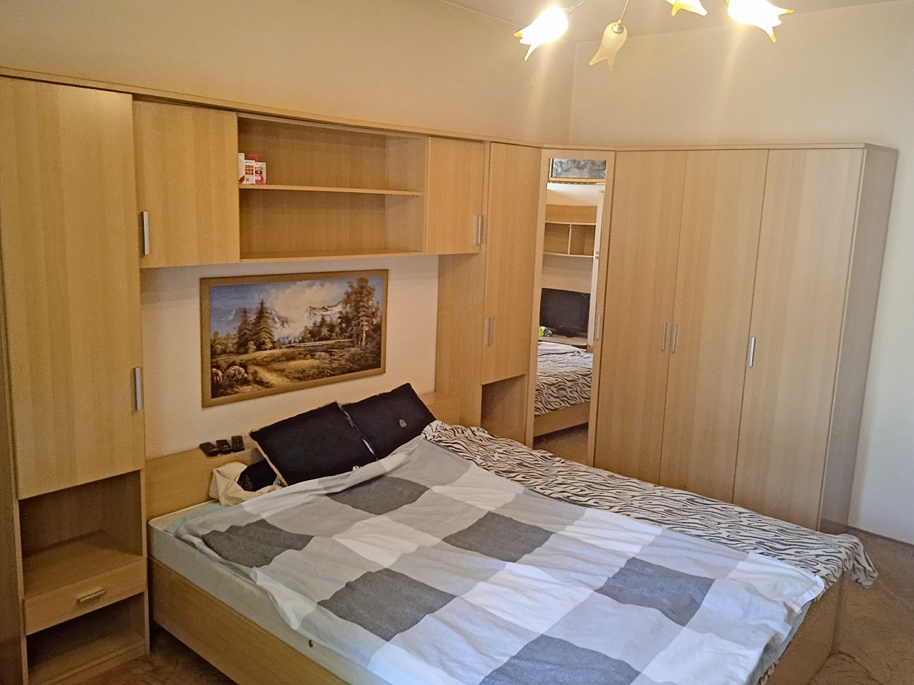 A fájl már létezik a célhelyen: import/kepek/5841142.jpg
Eladó Családi ház Pécel  270 m<sup>2</sup> 0.35 millió Ft
