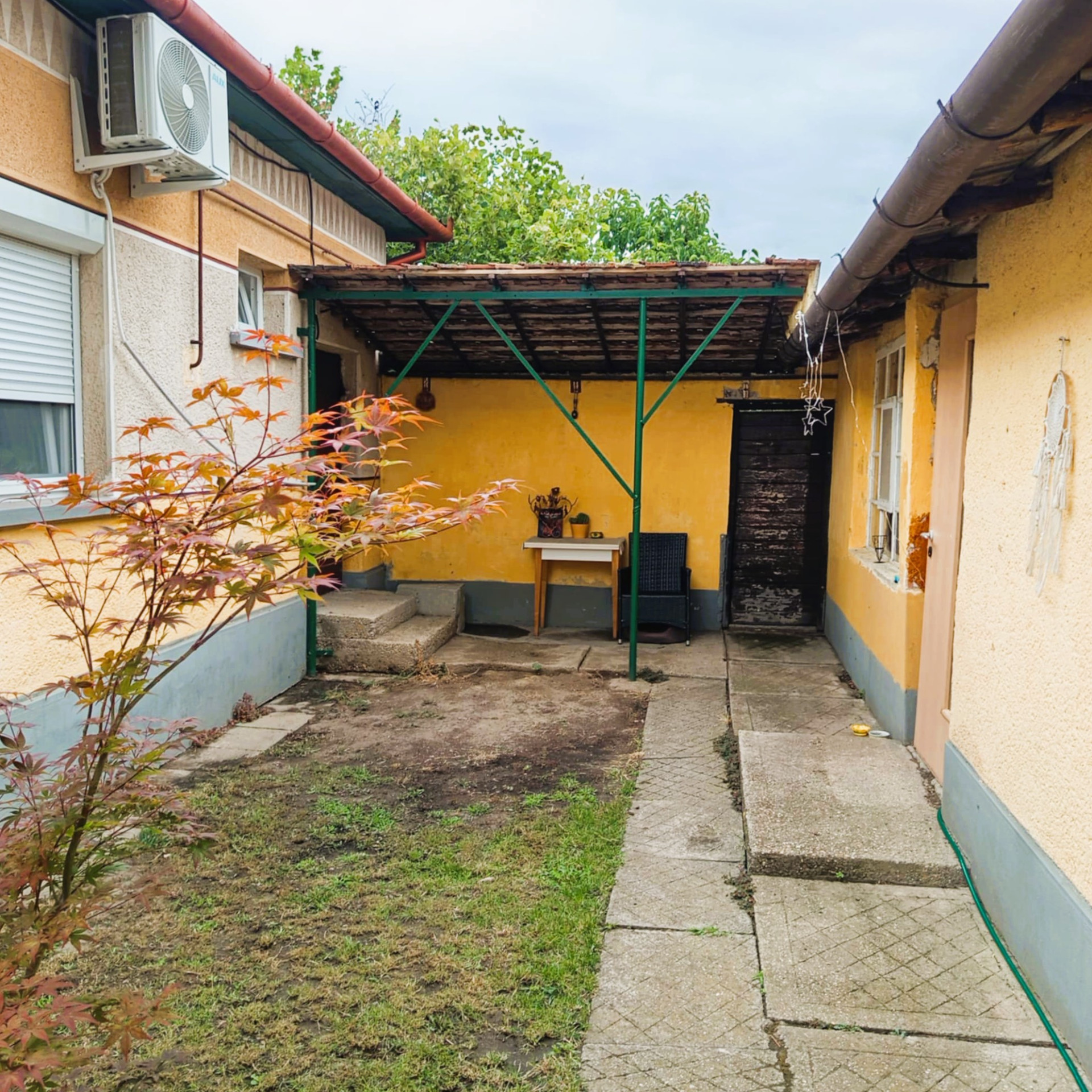 A fájl már létezik a célhelyen: import/kepek/5843409.jpg
Eladó Családi ház Kőröstetétlen  71 m<sup>2</sup> 31.9 millió Ft