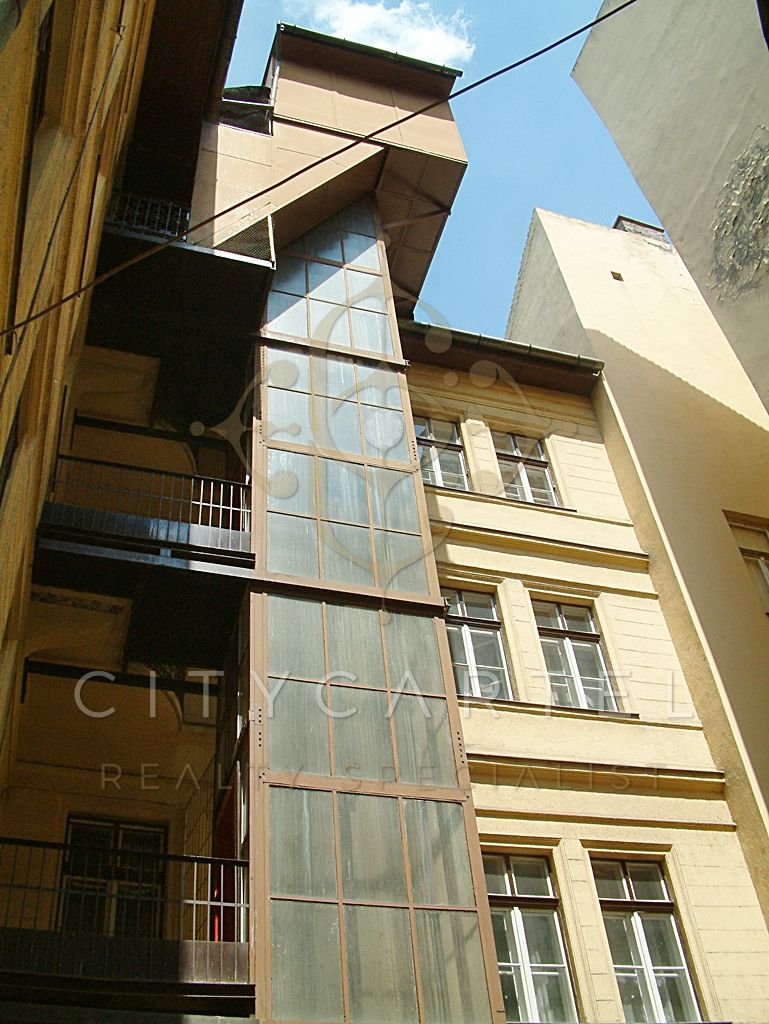 A fájl már létezik a célhelyen: import/kepek/vizjeles_1799441.jpg
Eladó Irodaház Budapest, VII. kerület  2800 m<sup>2</sup> 1800 millió Ft
